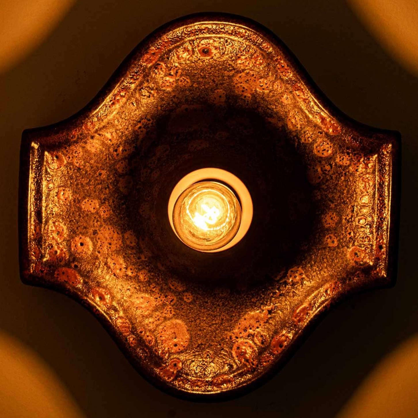 Juego de 2 apliques ovalados de cerámica estilo lava gorda, 1970 en venta 2