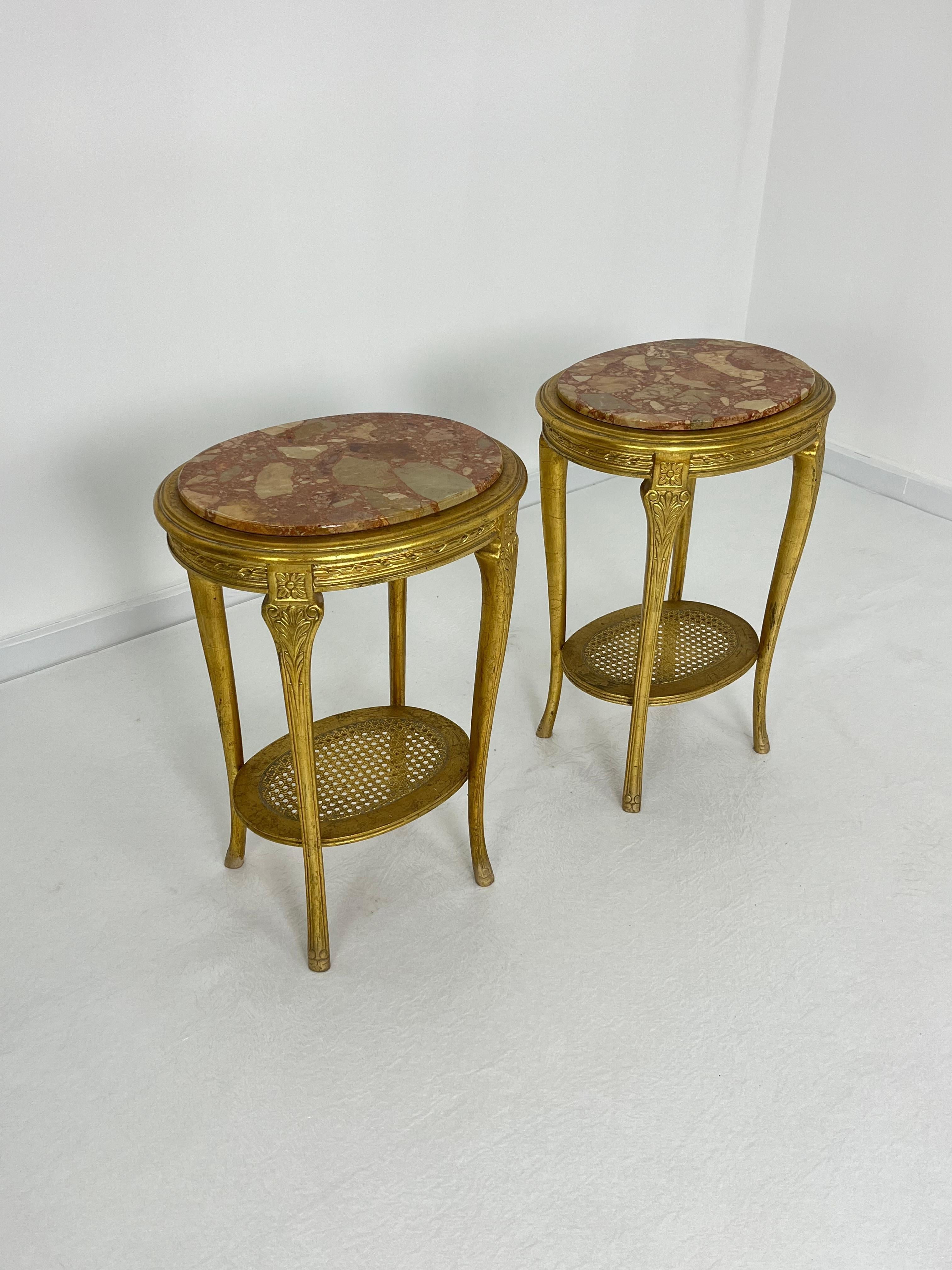 Set Of 2 Oval Italian Mid-Century Nightstands, 1960s. In Good Condition For Sale In Palermo, IT