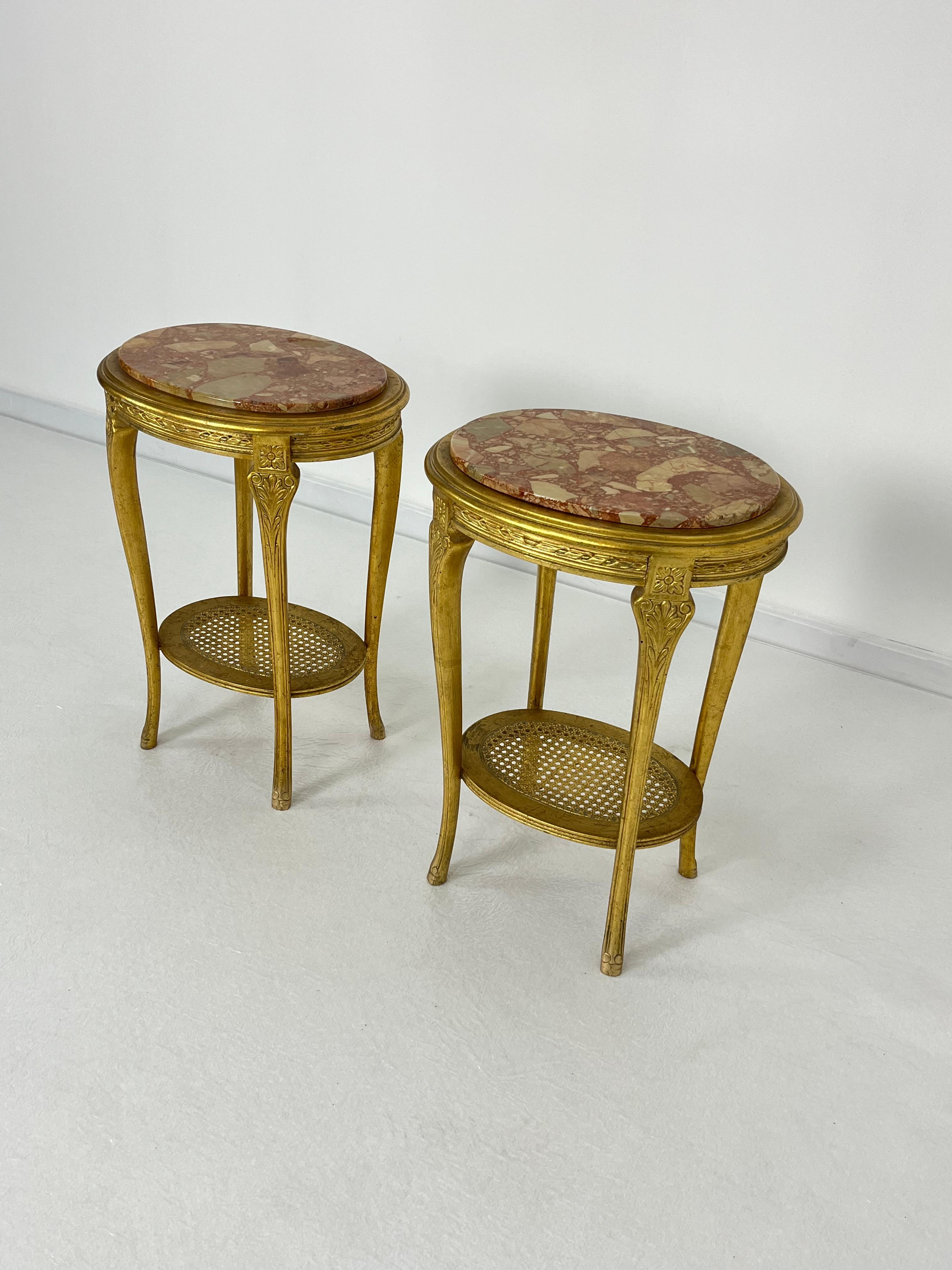 Mid-20th Century Set Of 2 Oval Italian Mid-Century Nightstands, 1960s. For Sale