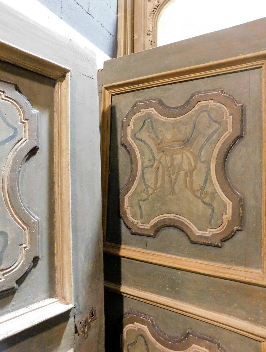 Poplar set of 2 painted wooden doors, green with decorated noble initials, Italy For Sale