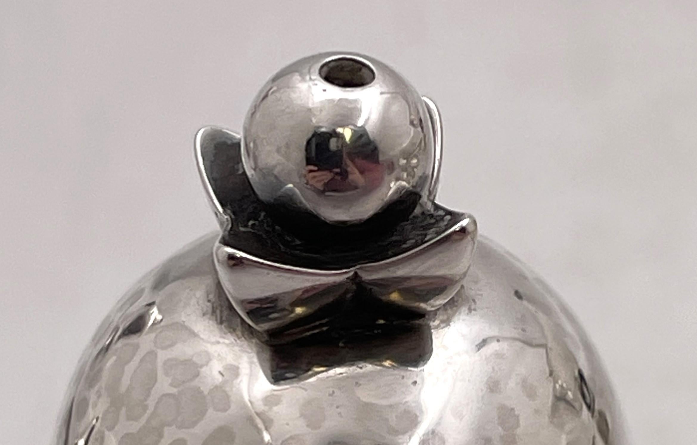 Juego de 2 pares de saleros y pimenteros Georg Jensen de plata de ley Uva 363 siglo XX en venta