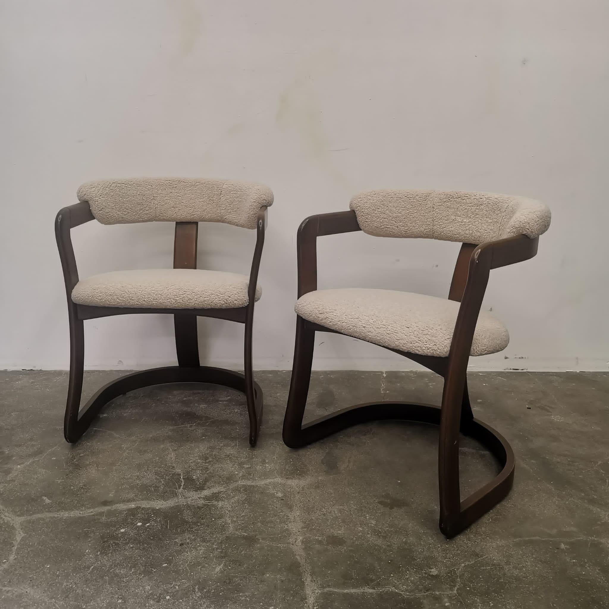 Set of 2 Pamplona style Italian dining chairs For Sale 3