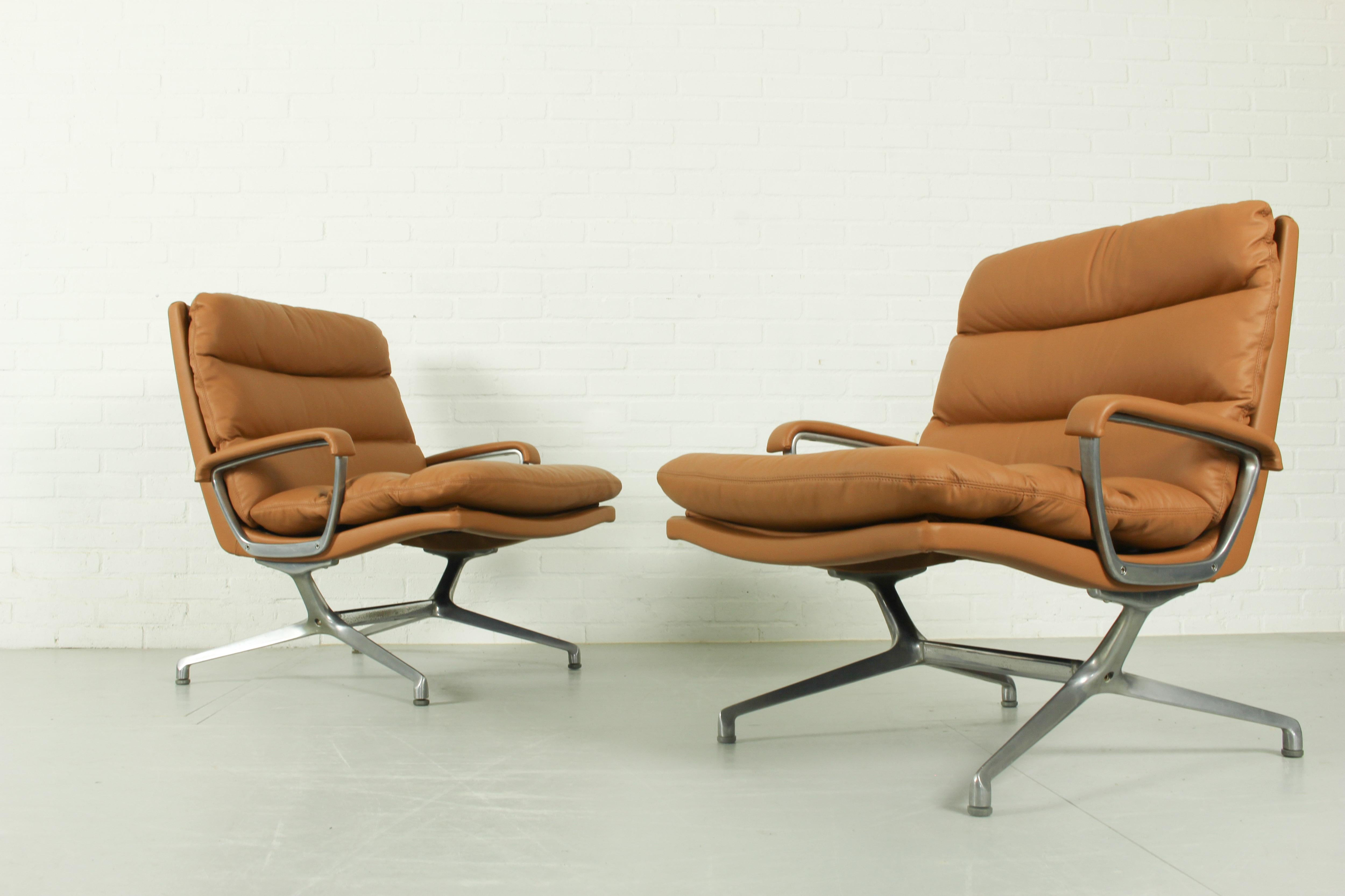 Leather Set of 2 Paul Tuttle Lounge Chair 'Gamma' for Strässle, 1970s For Sale
