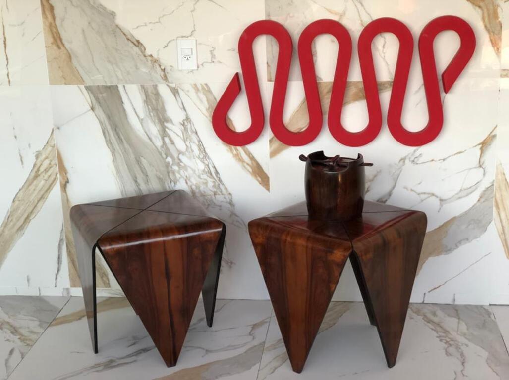 Mid-20th Century Set of 2 Petala Side Table by Jorge Zalszupin, Brazilian Modern For Sale