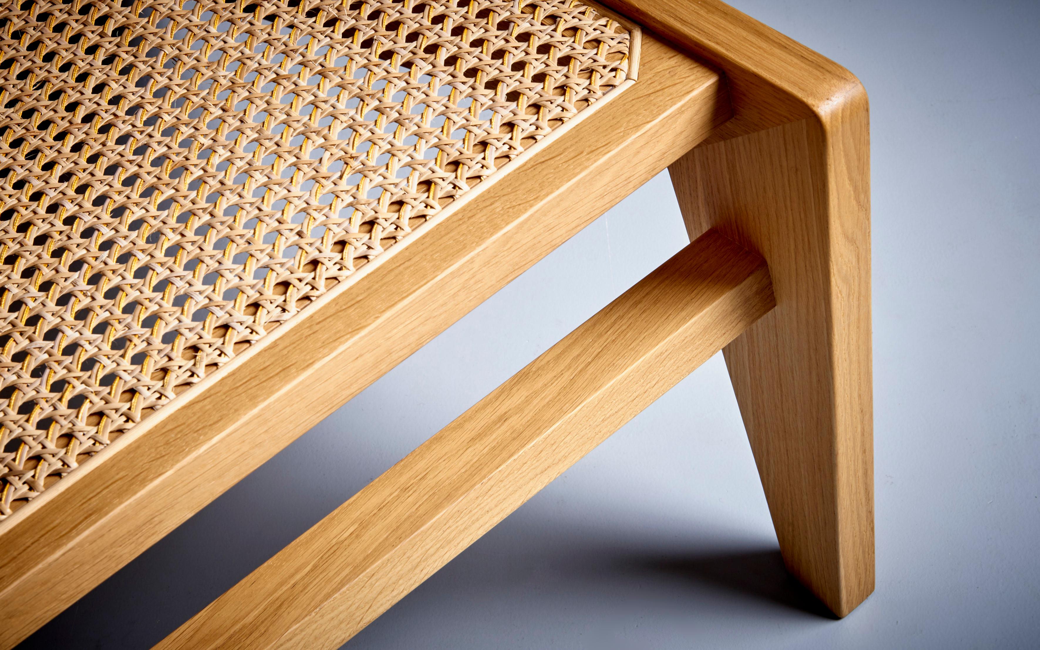 2er-Set Pierre Jeanneret Kangaroo-Stuhl aus Holz und Korbweide für Cassina im Angebot 1
