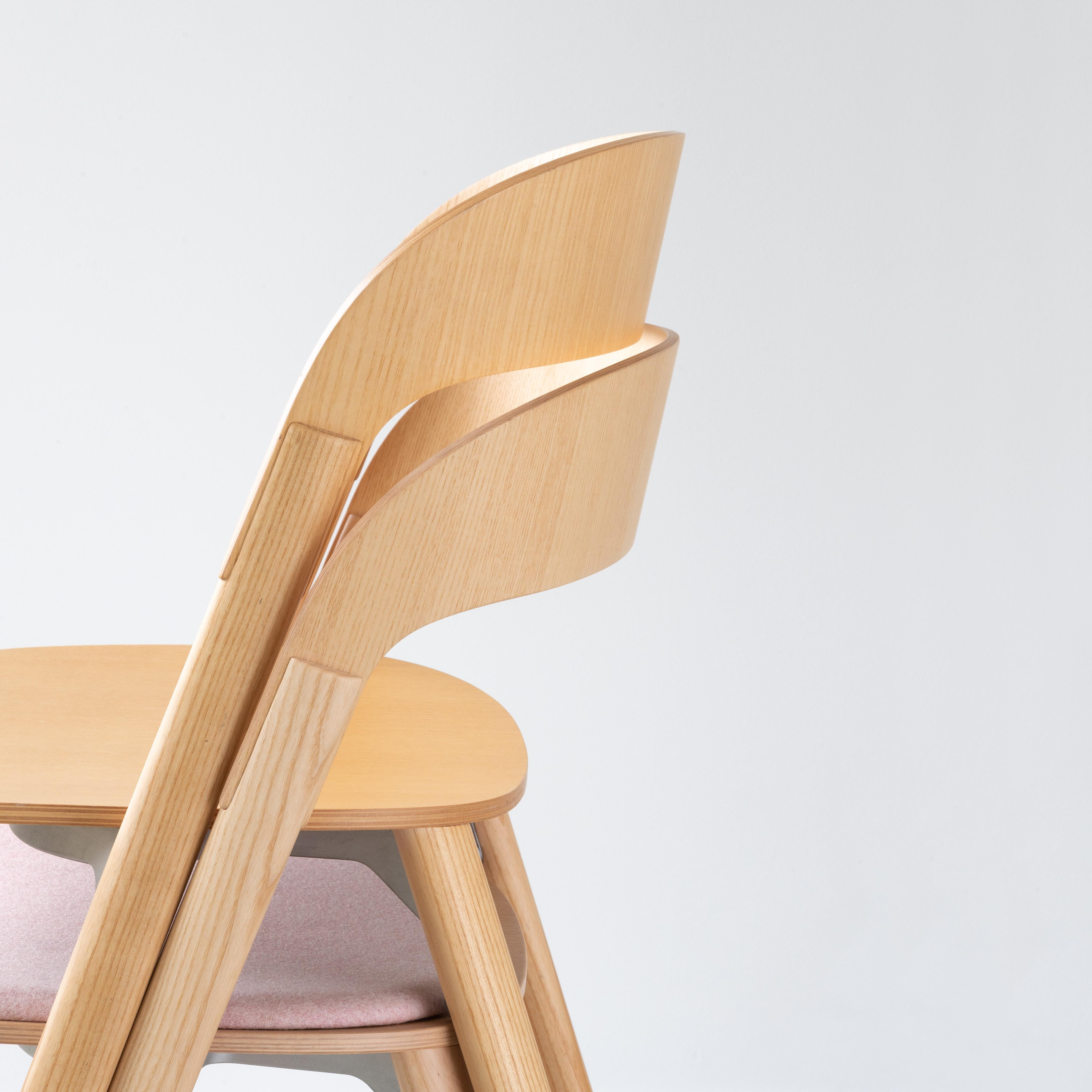 Set of 2 Pila Stacking Chair by Ronan & Erwan Boroullec for MAGIS For Sale 5