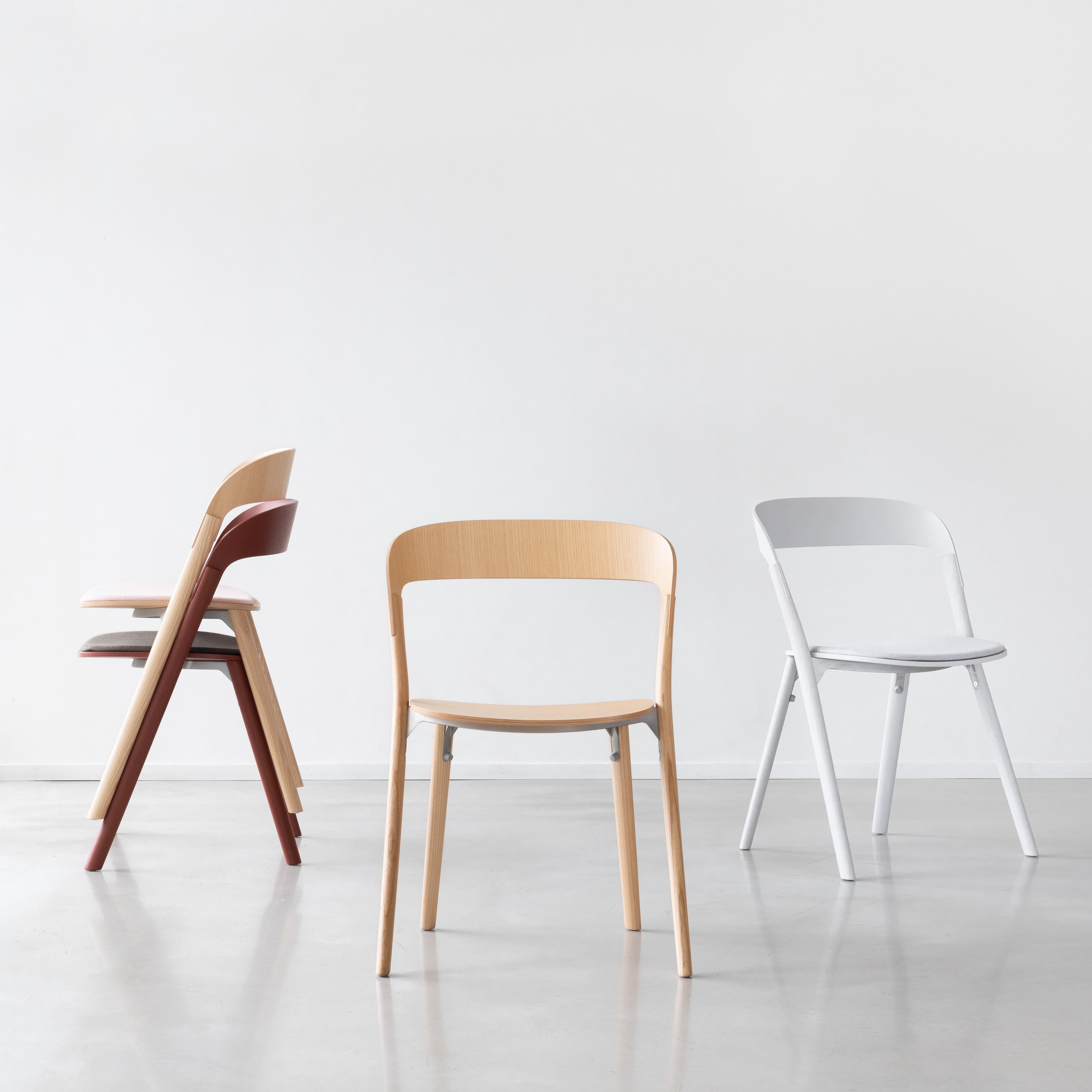 Set of 2 Pila Stacking Chair by Ronan & Erwan Boroullec for MAGIS For Sale 3