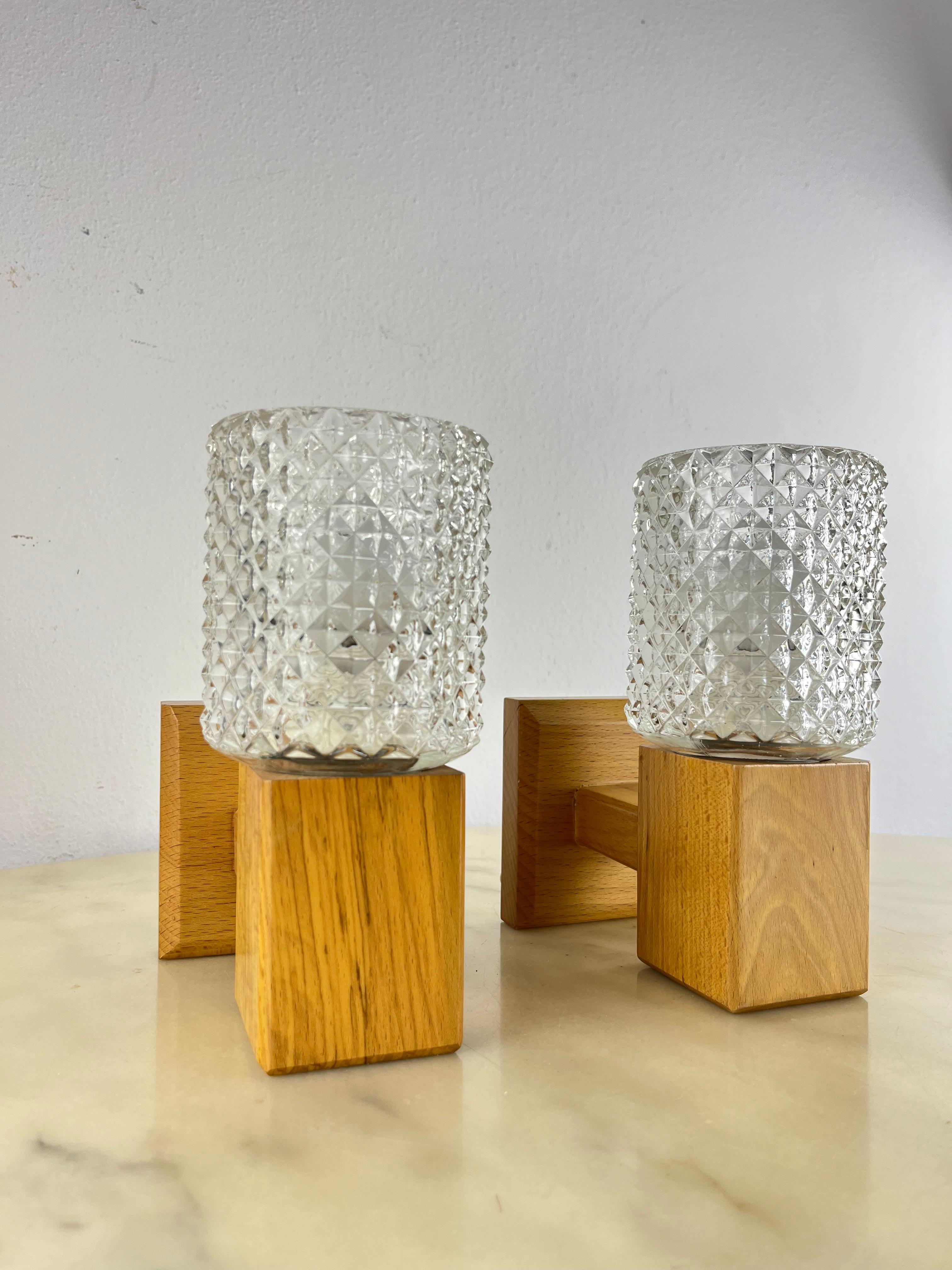 Mid-20th Century Set Of 2 Pine Wood And Glass Sconce Wall Lamps Mid-Century Denmark 1960s For Sale