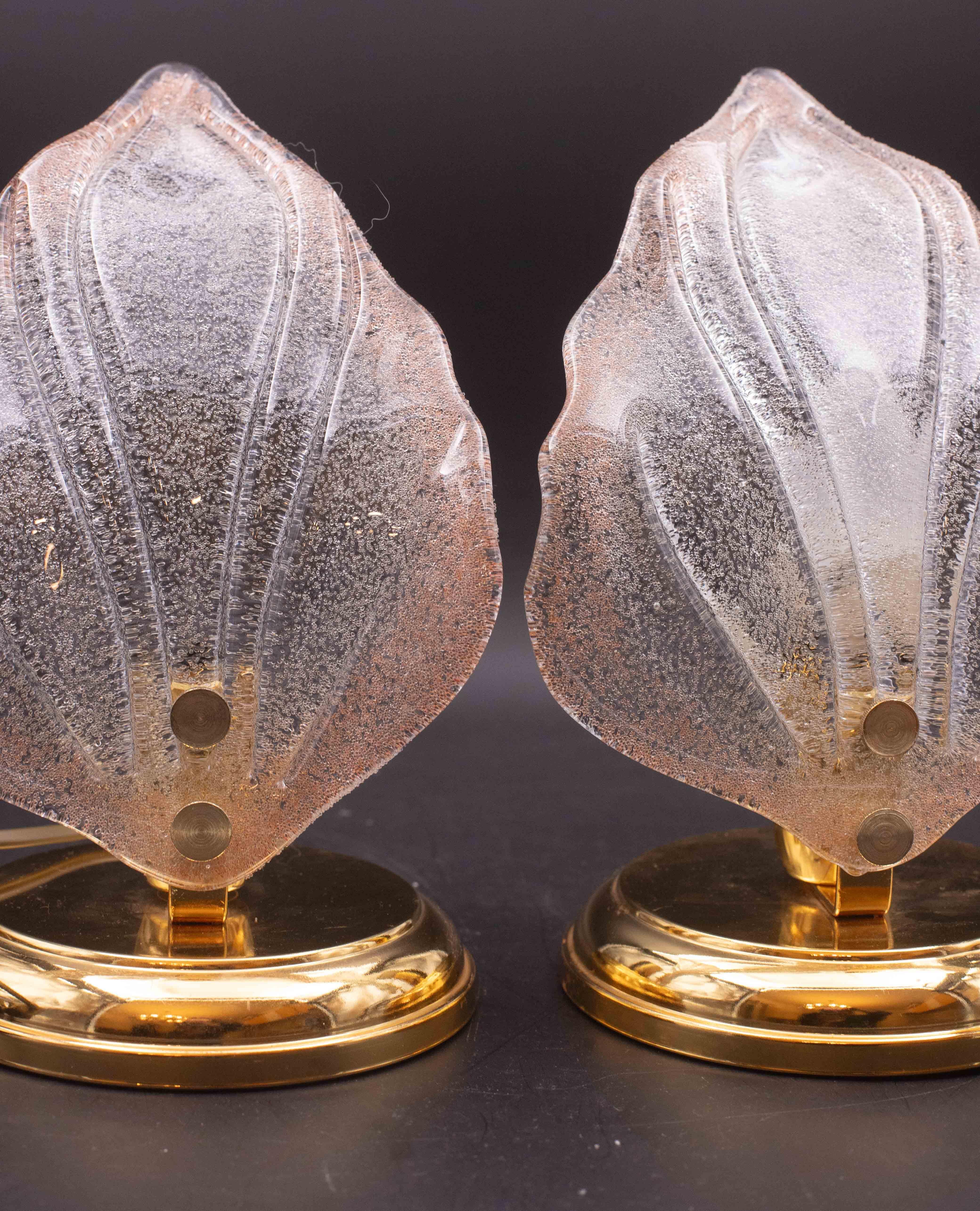 Juego de 2 lámparas de sobremesa rosas con hojas de cristal de Murano, años 80 Cristal de Murano en venta