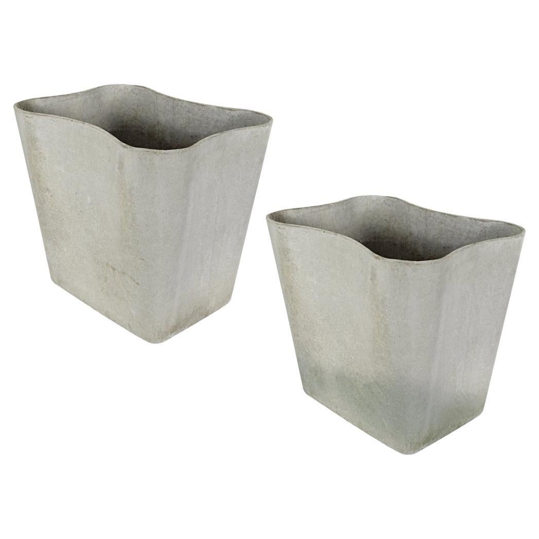 Set of 2 Planters Mira  by Alfred Häberli and Christophe Marchand for Eternit  For Sale