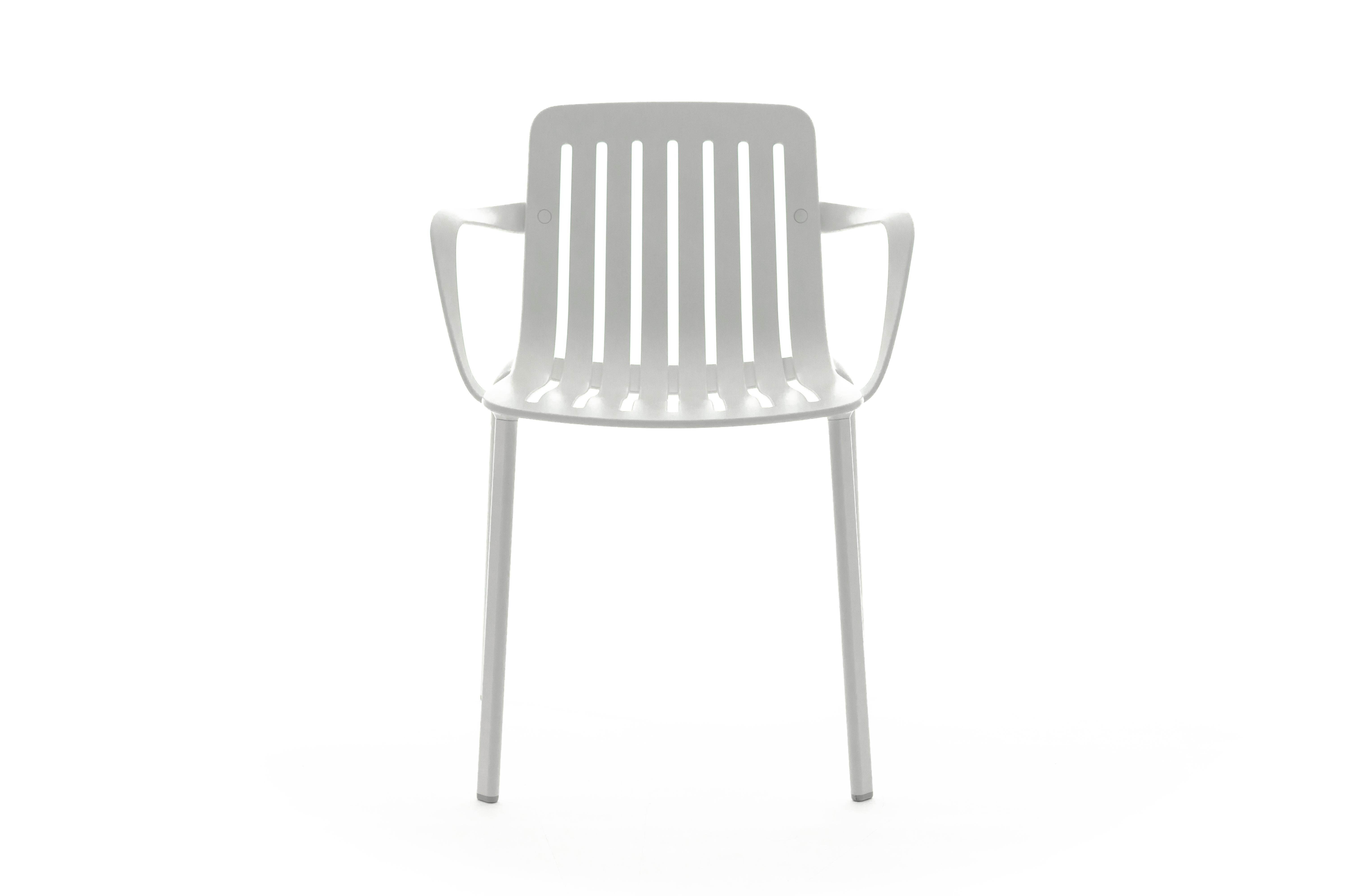 Aluminium Ensemble de 2 chaises empilables Plato de Jasper Morrison  pour Magis en vente