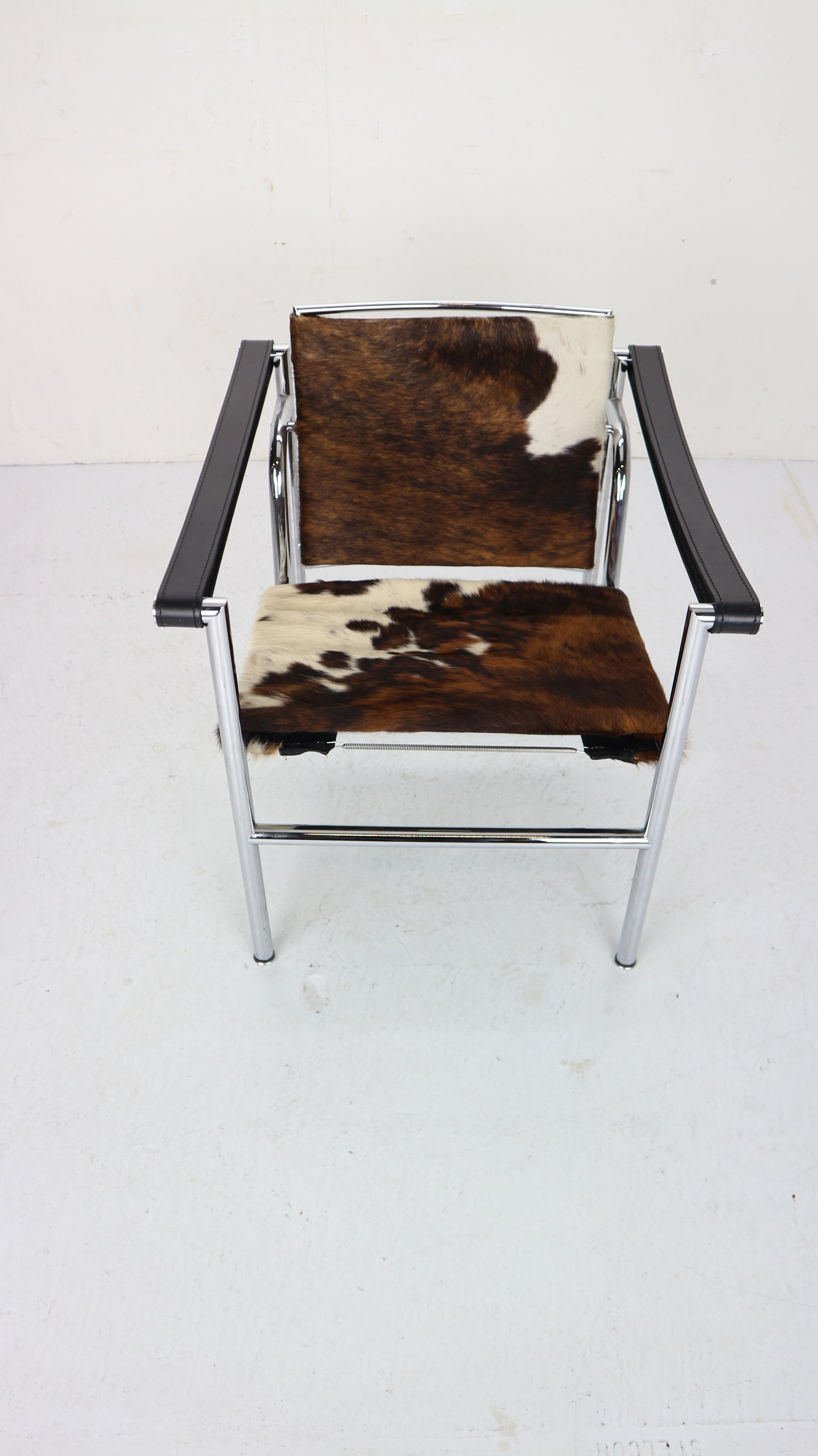 Set of 2 Pony Skin Armchairs Model, LC1 by Le Corbusier for Cassina, 1970s Italy 6