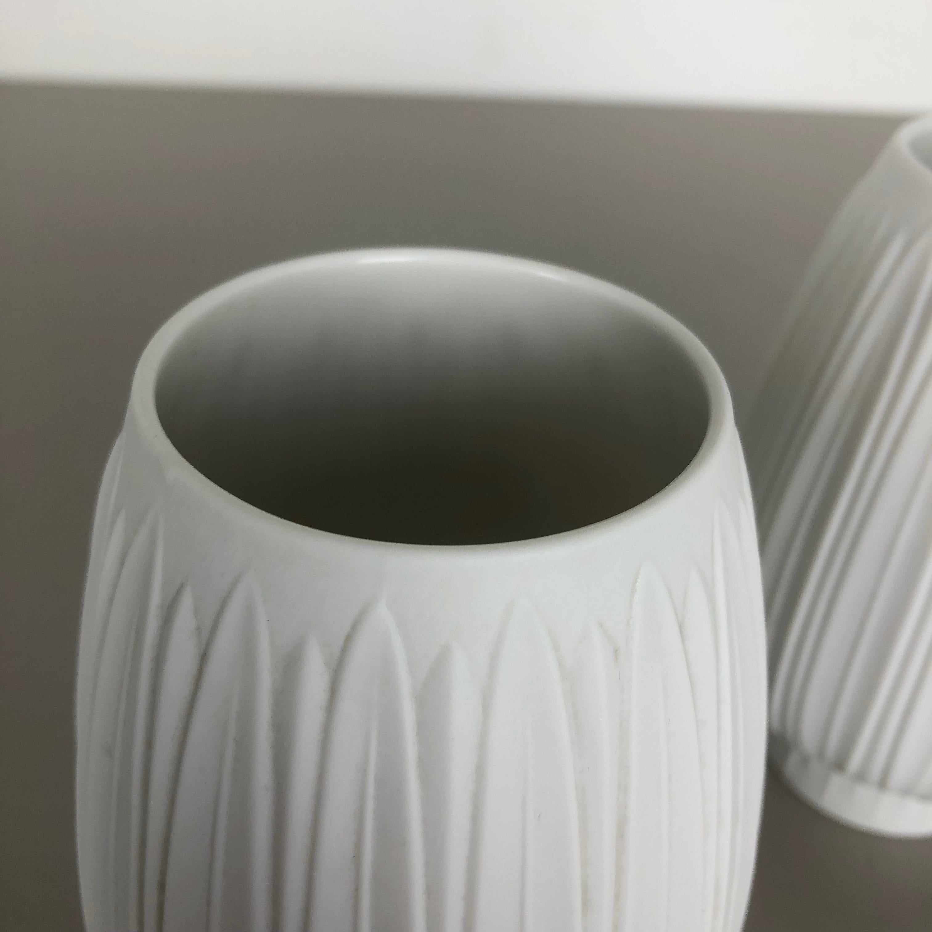 Set di 2 vasi in porcellana Op Art 