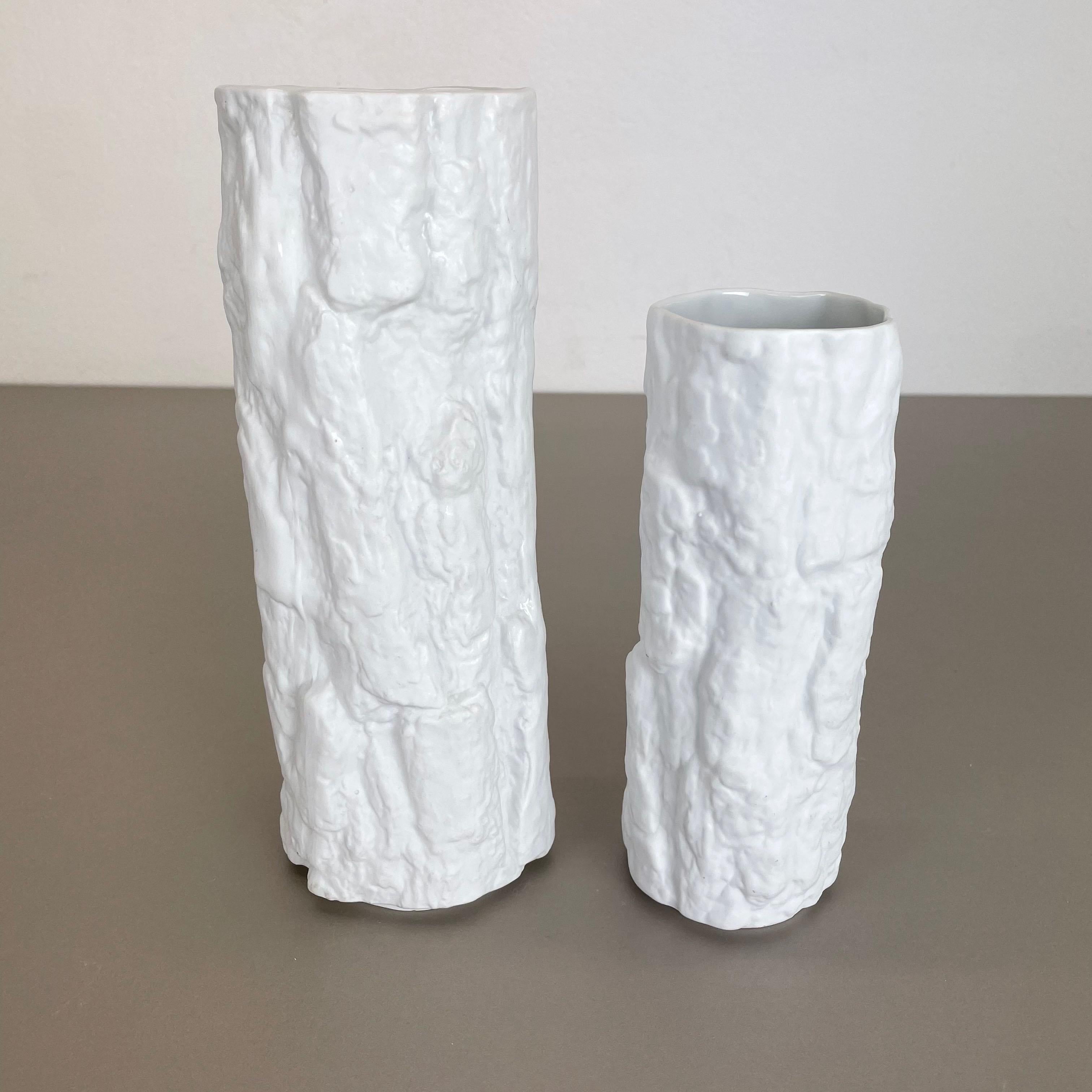 Set of 2 Porcelain OP Art Brutalist Vase by Bareuther, Bavaria, Germany, 1970s For Sale 7