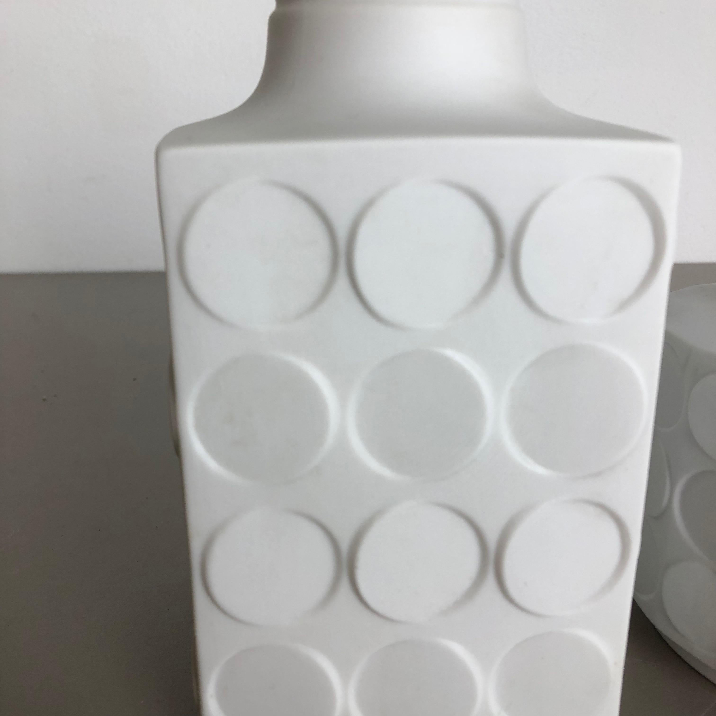 Set of 2 Porcelain Op Art 