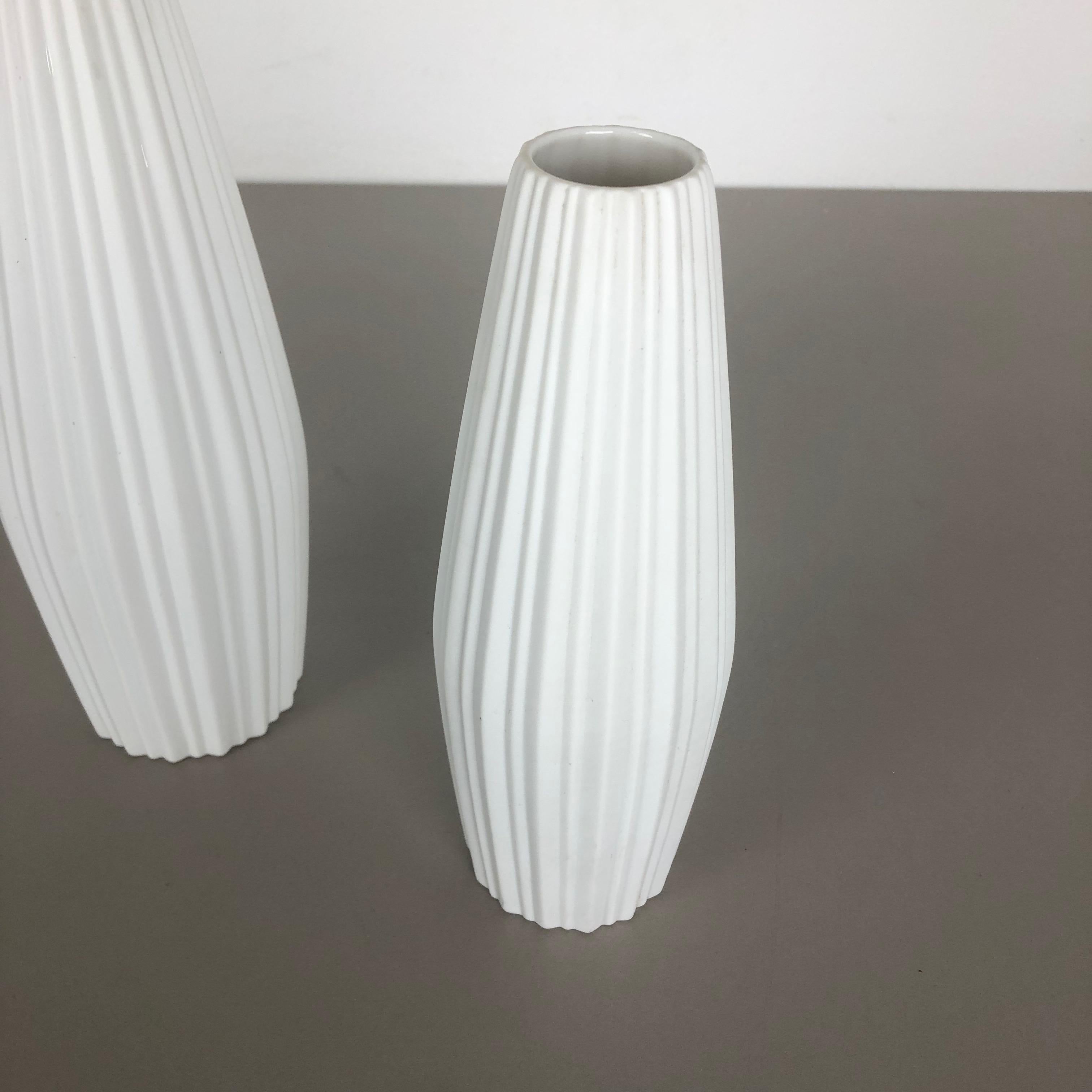 Ensemble de 2 vases «LINES » en porcelaine d'art optique de Heinrich Selb, Allemagne, 1970 en vente 3