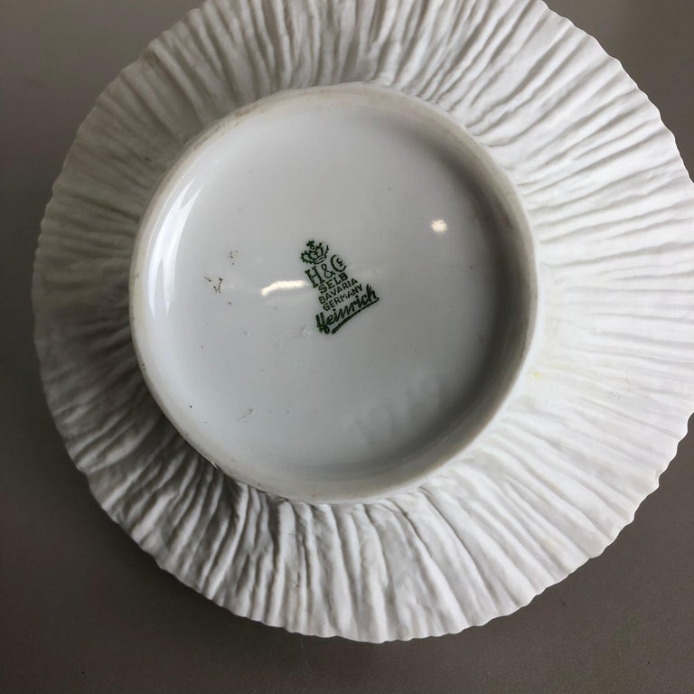Set of 2 Porcelain Op Art 