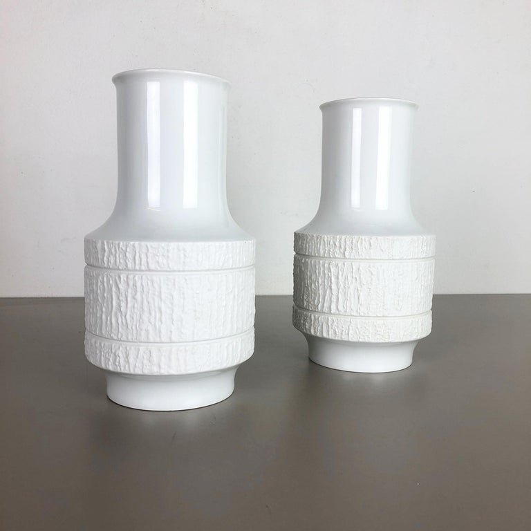 Set of 2 Porcelain Op Art Vase by Richard Scharrer for Thomas, Germany, 1970s For Sale 7