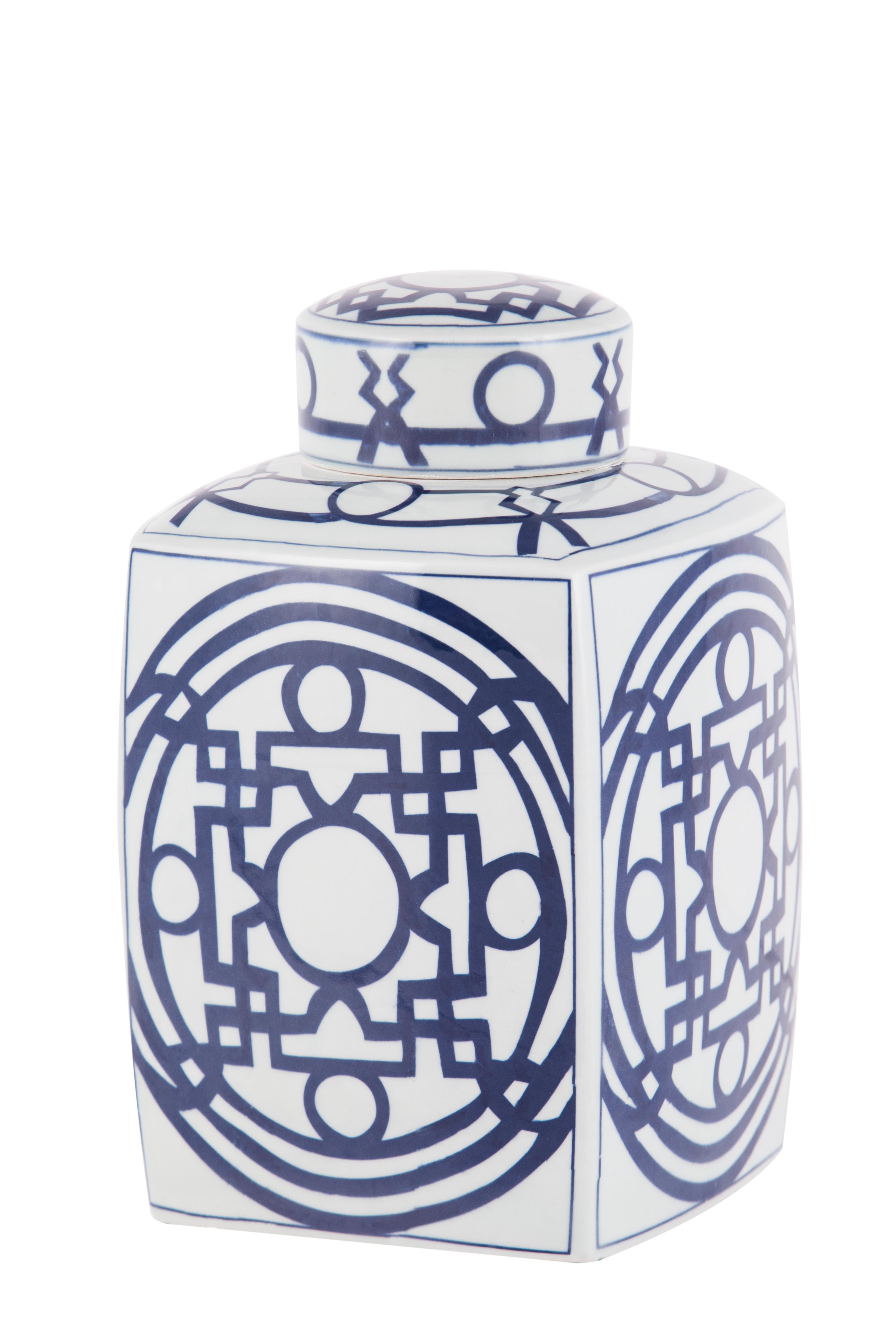 XXIe siècle et contemporain Ensemble de 2 pots Qing, bleus et blancs, moulés à la main et peints à la main en vente