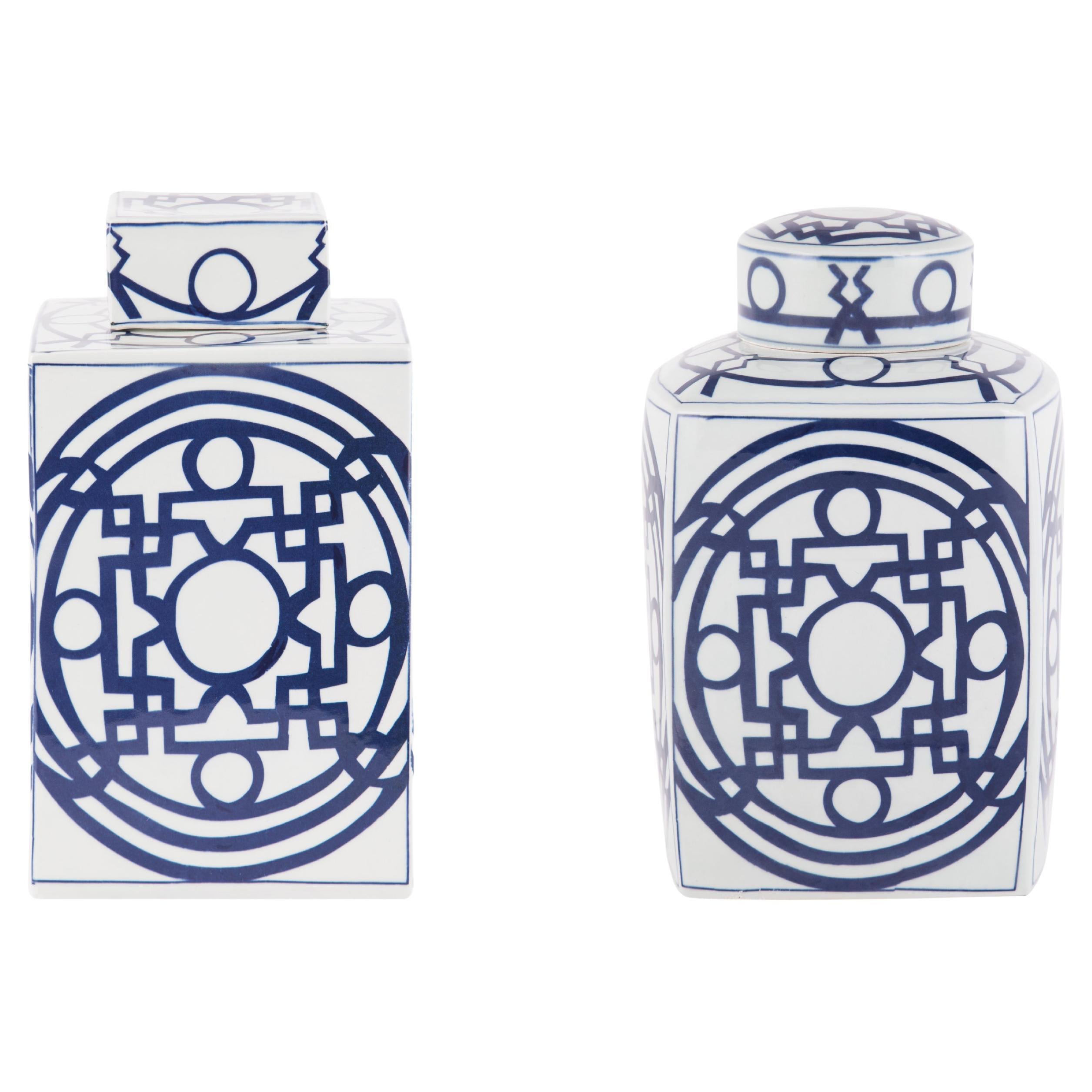 Set von 2 Porzellan Qing-Töpfen, blau und weiß, handgeformt und handbemalt im Angebot