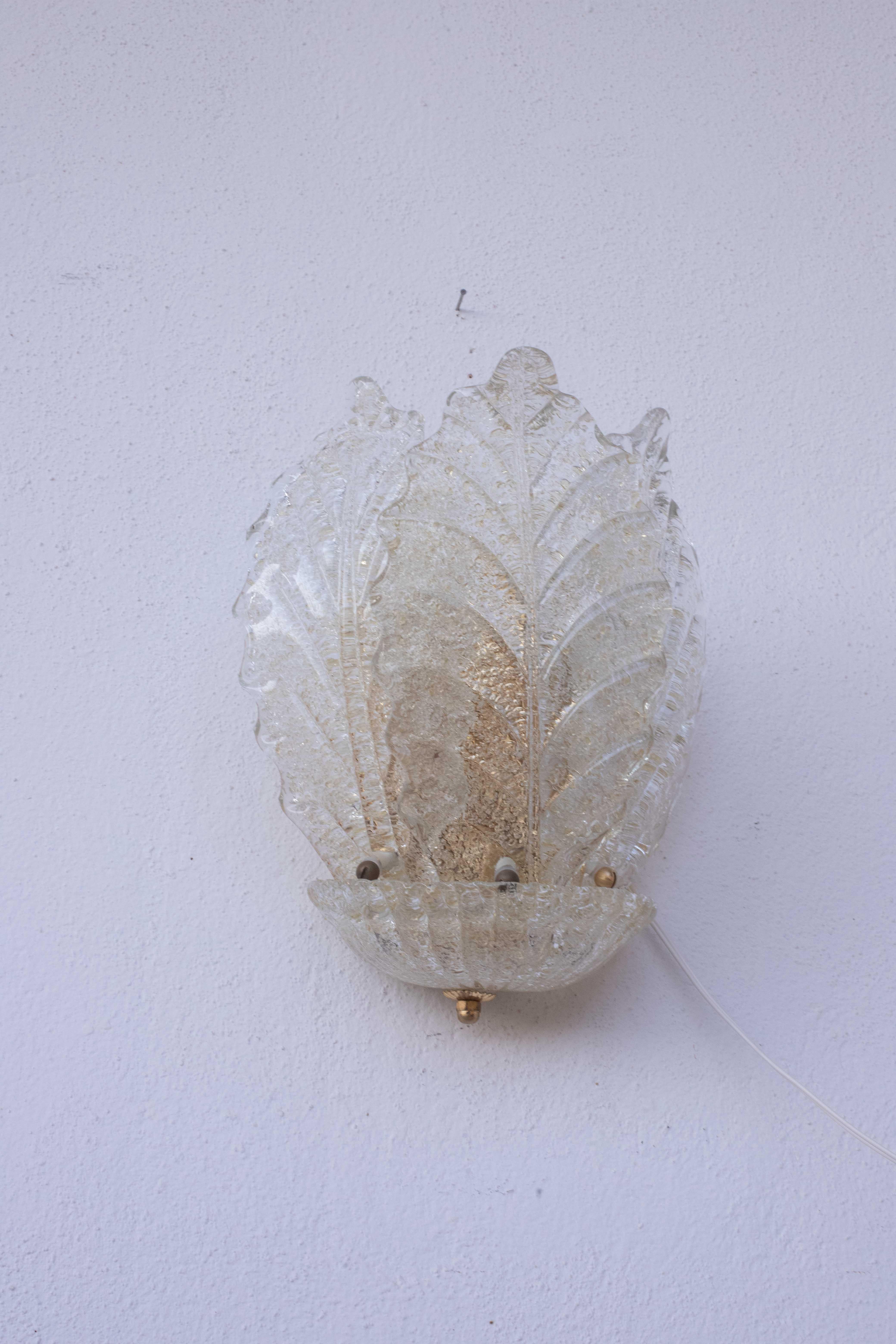 2er-Set Portofino, Elegante Murano Wandleuchte Transparent und Blattgold, 1970 im Angebot 1