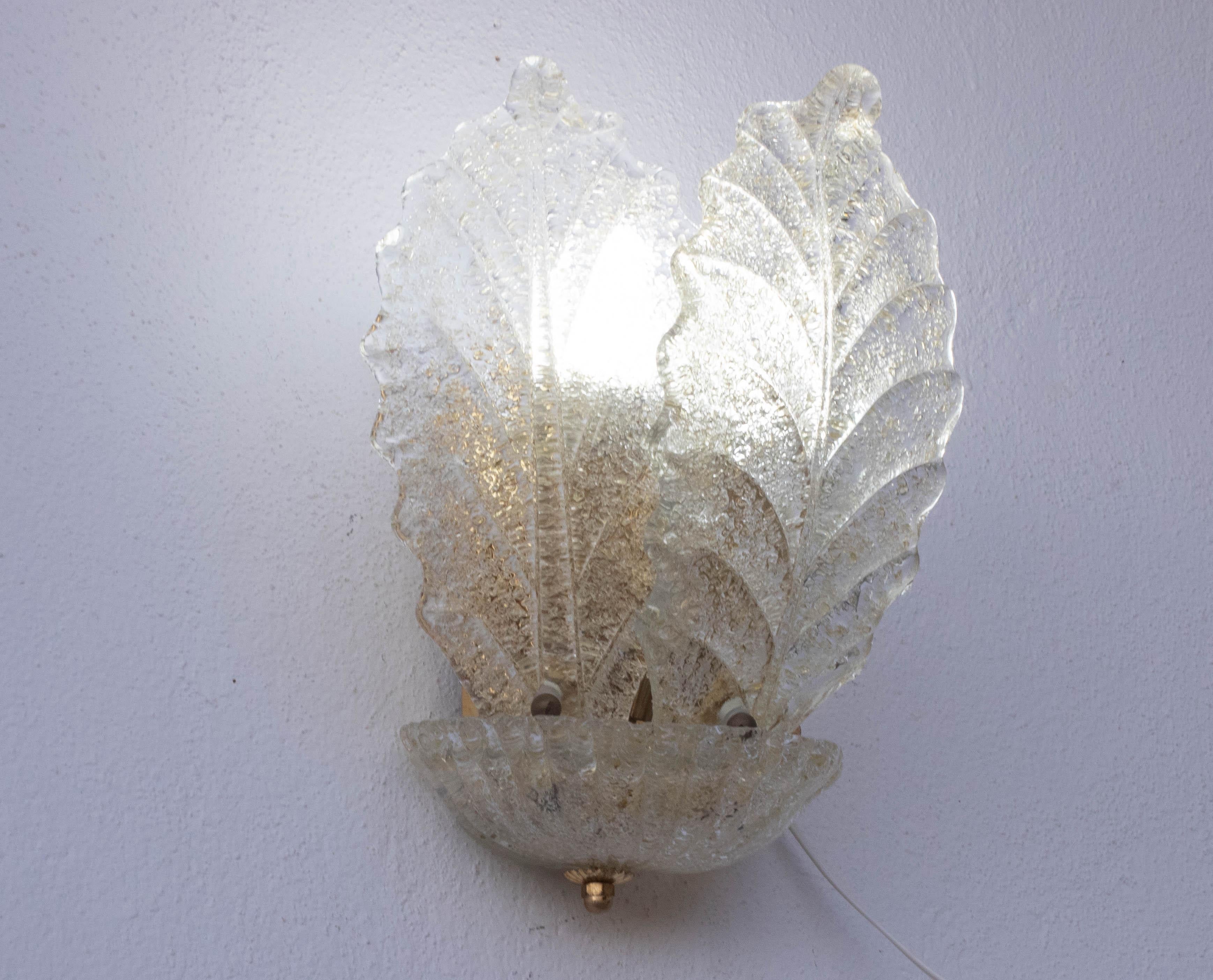 2er-Set Portofino, Elegante Murano Wandleuchte Transparent und Blattgold, 1970 im Angebot 2