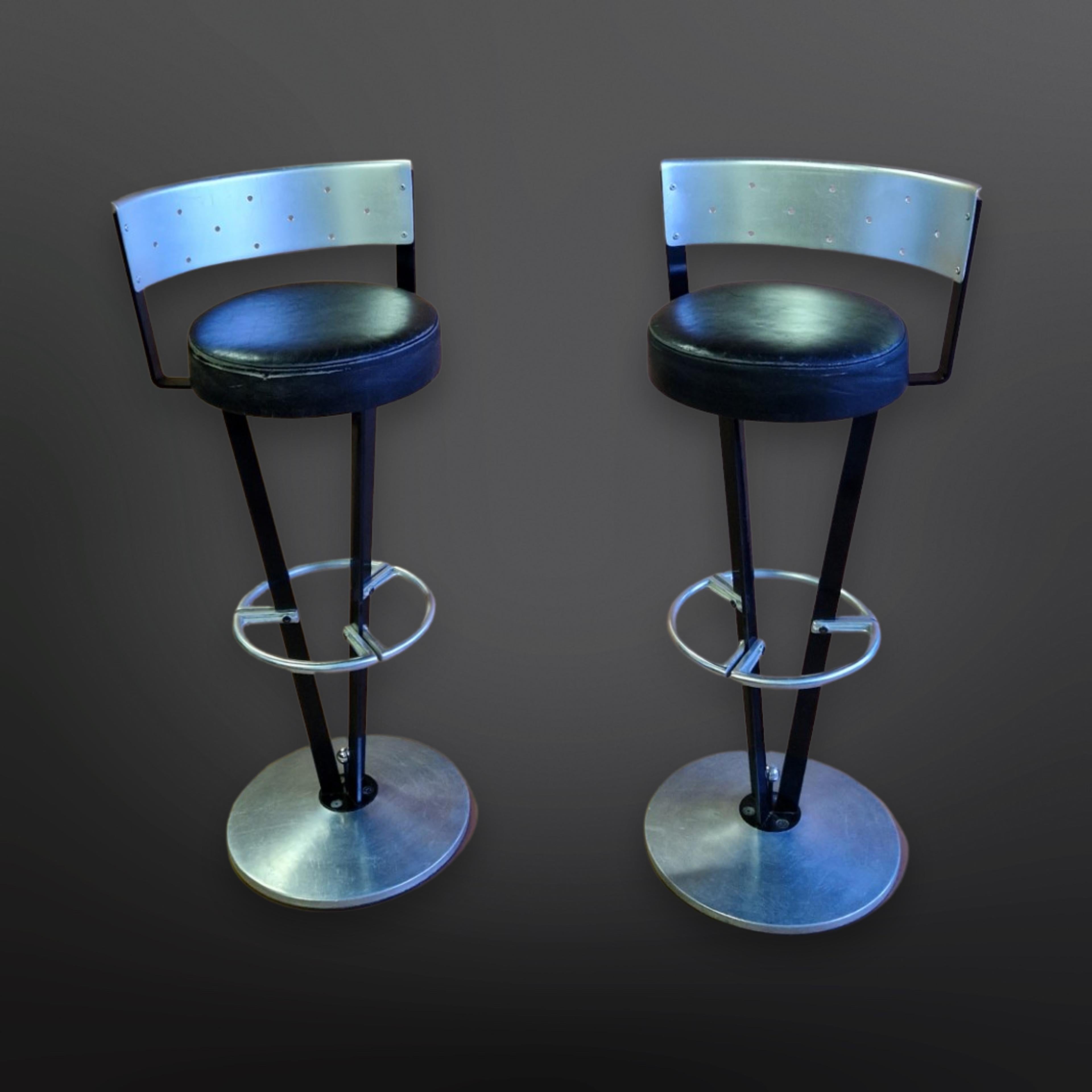 Post-Modern Set of 2 post modern bar stools, Italy 1980s
