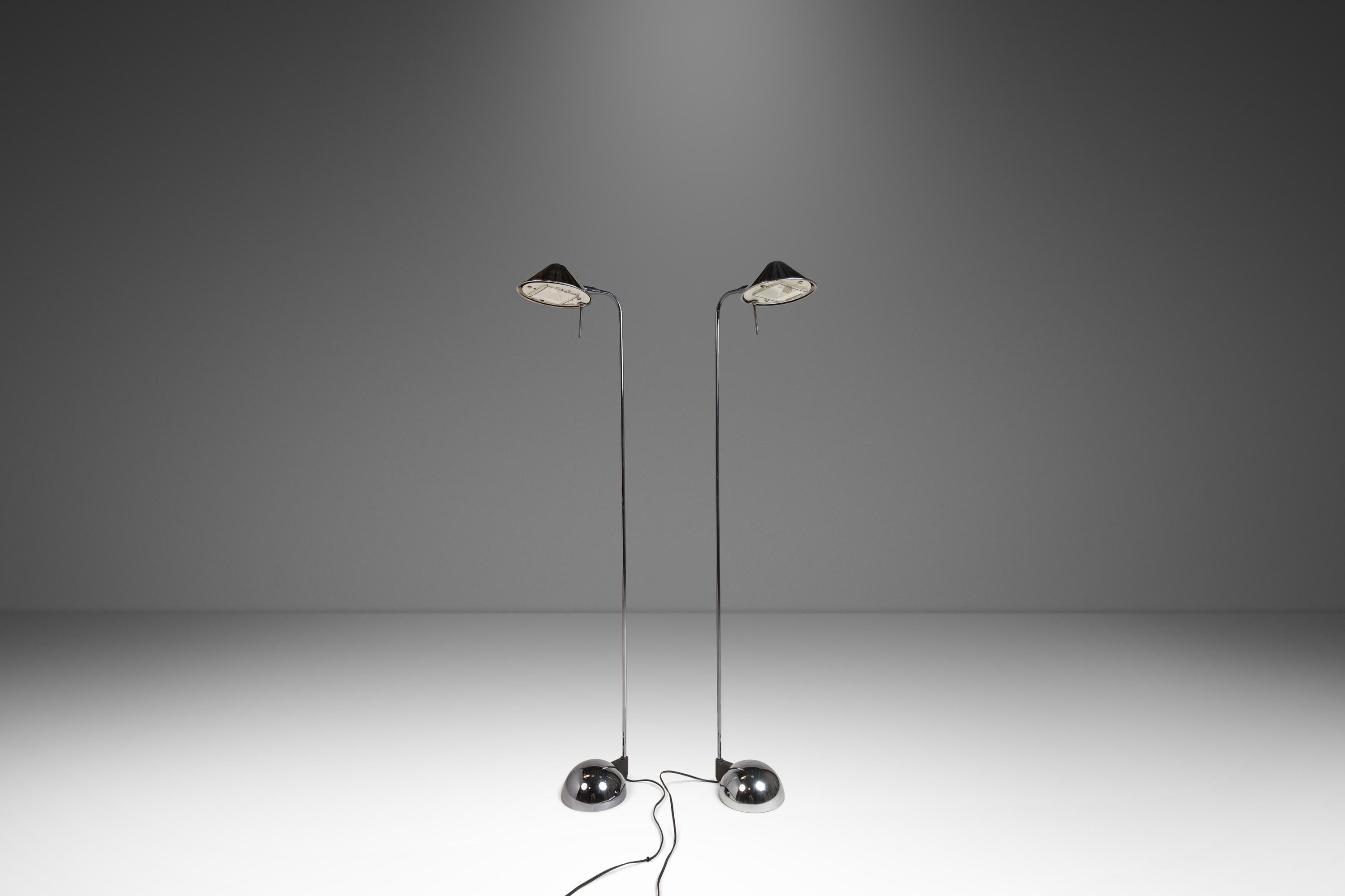 Set of 2 Post Modern Floor Lamps by Robert Sonneman for George Kovacs, c. 1987 In Good Condition For Sale In Deland, FL