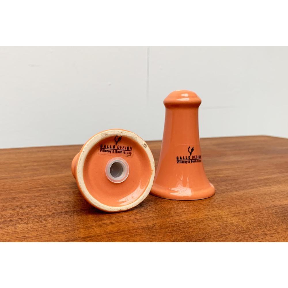 2er-Set postmoderne Salz- und Pfefferstreuer aus Keramik von Gallo Design im Angebot 6