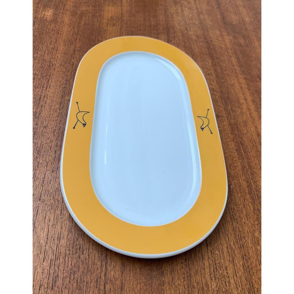 Set of 2 Postmodern German Flying Objects Series Plate and Pepper Shaker, 1990s For Sale 4