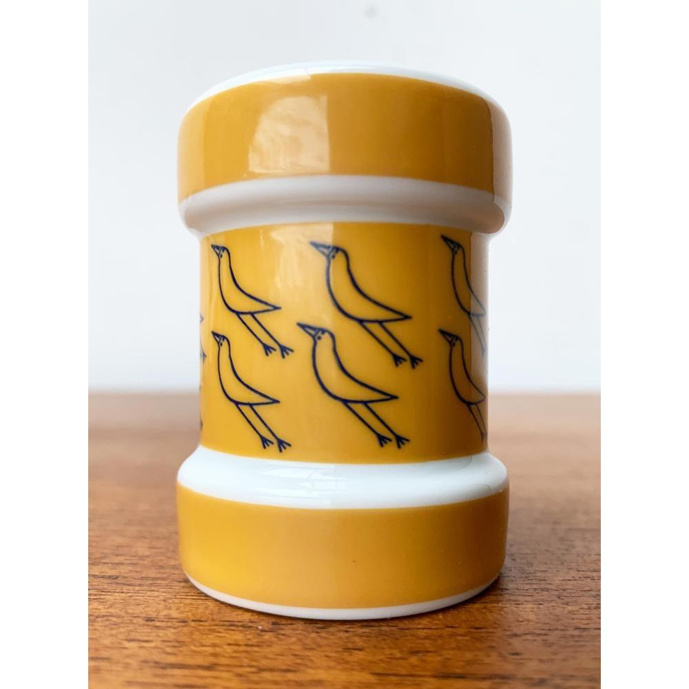 Ceramic Set of 2 Postmodern German Flying Objects Series Plate and Pepper Shaker, 1990s For Sale