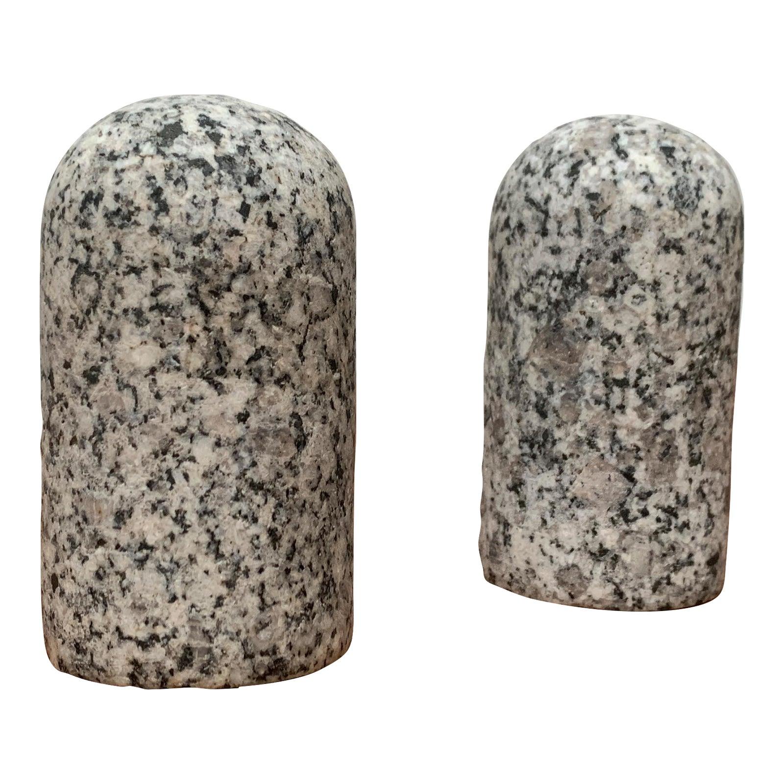 Set di 2 Shakers per sale e pepe in granito postmoderno