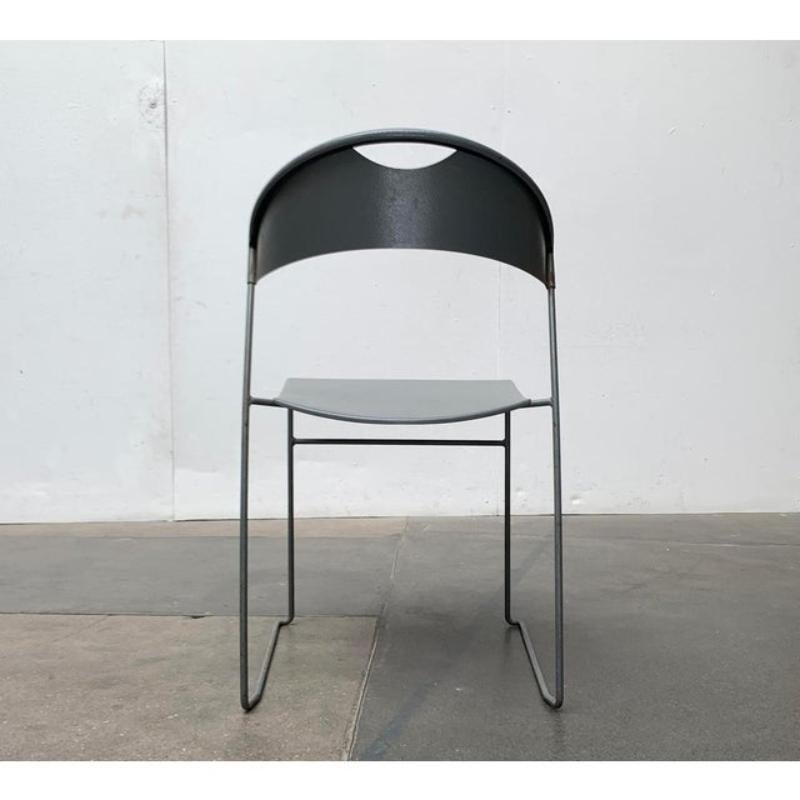 2er-Set postmoderner italienischer Stapelstuhl aus Metall, Modell Juliette, 1980er Jahre im Zustand „Hervorragend“ im Angebot in Hamburg, DE