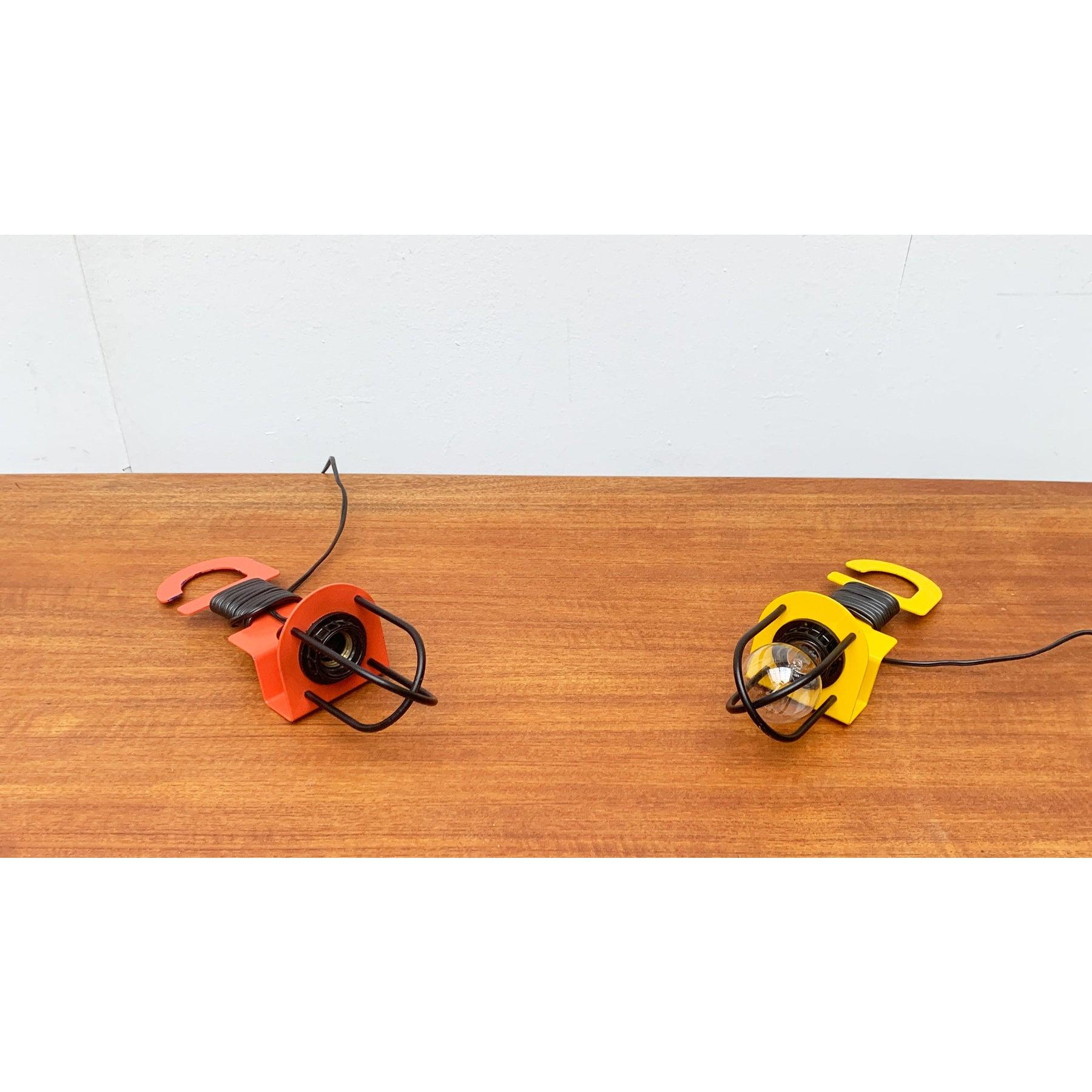 2er-Set postmoderne italienische Space Age Art. 6783 Pendelleuchte oder Tischlampe, Space Age (Italienisch) im Angebot