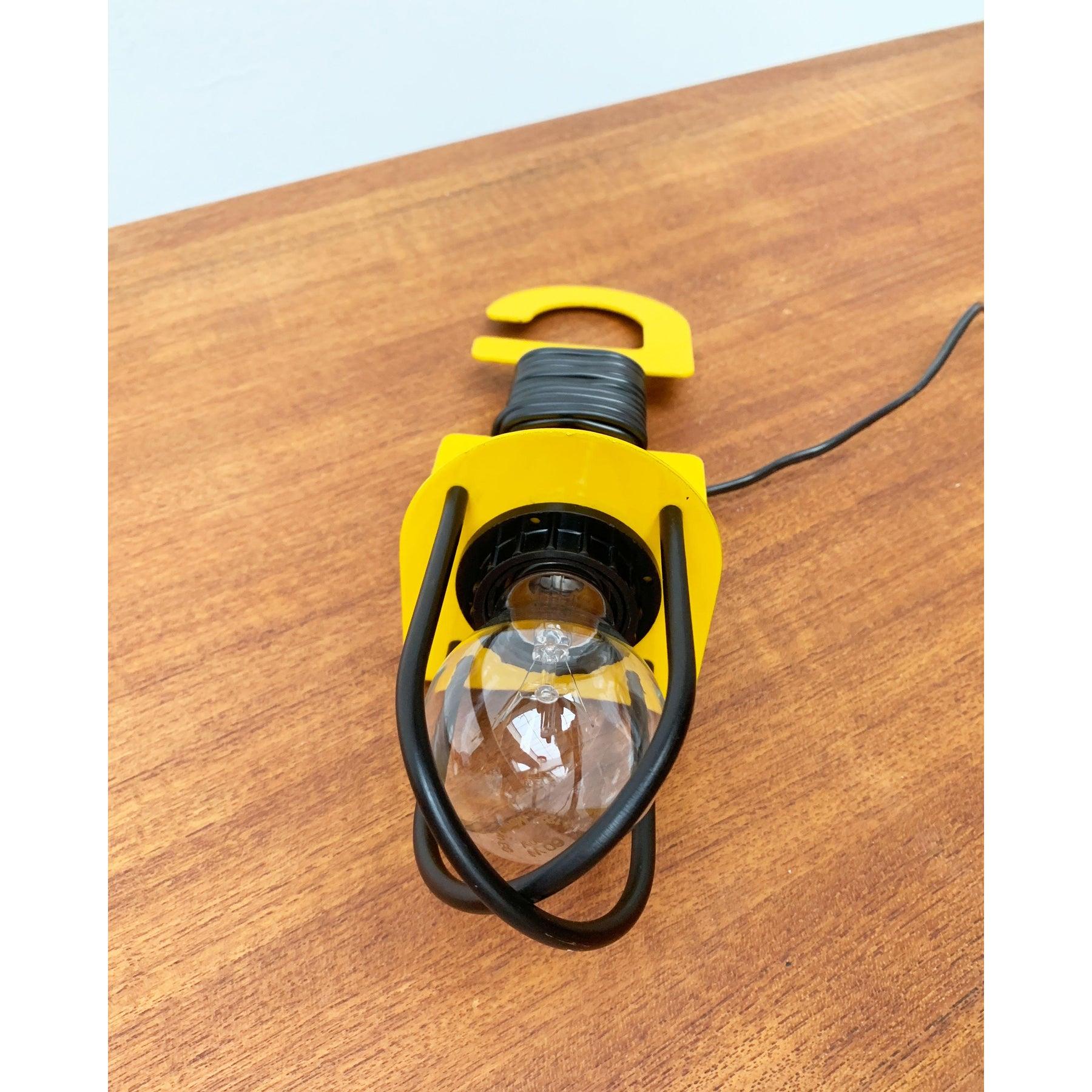 2er-Set postmoderne italienische Space Age Art. 6783 Pendelleuchte oder Tischlampe, Space Age (20. Jahrhundert) im Angebot
