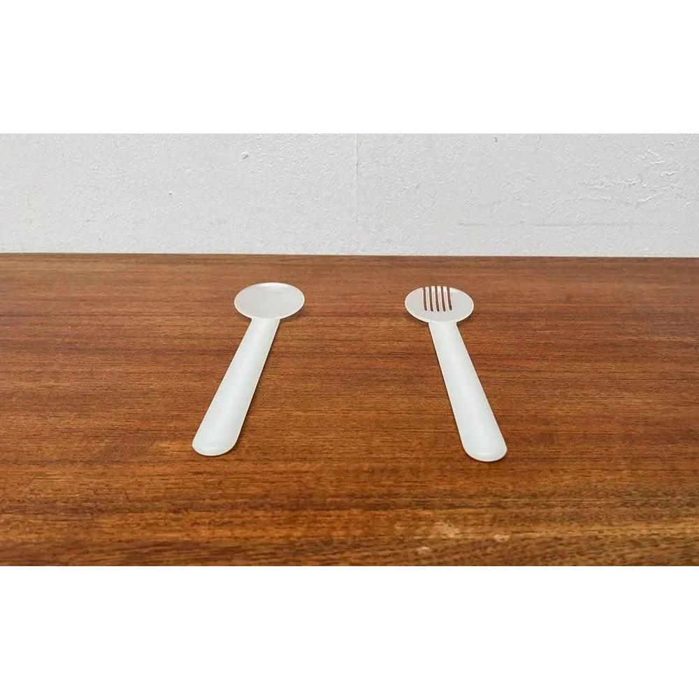Servidores de Ensalada Suizos Minimalistas Postmodernos, Juego de 2, en Muy buen estado. Diseñado de 1970 a 1979.

Más información:
Materiales: Plástico
Estilos: Minimalista, Postmoderno
Color: Blanco
País de origen: Suiza
Tipo de artículo: Vintage,