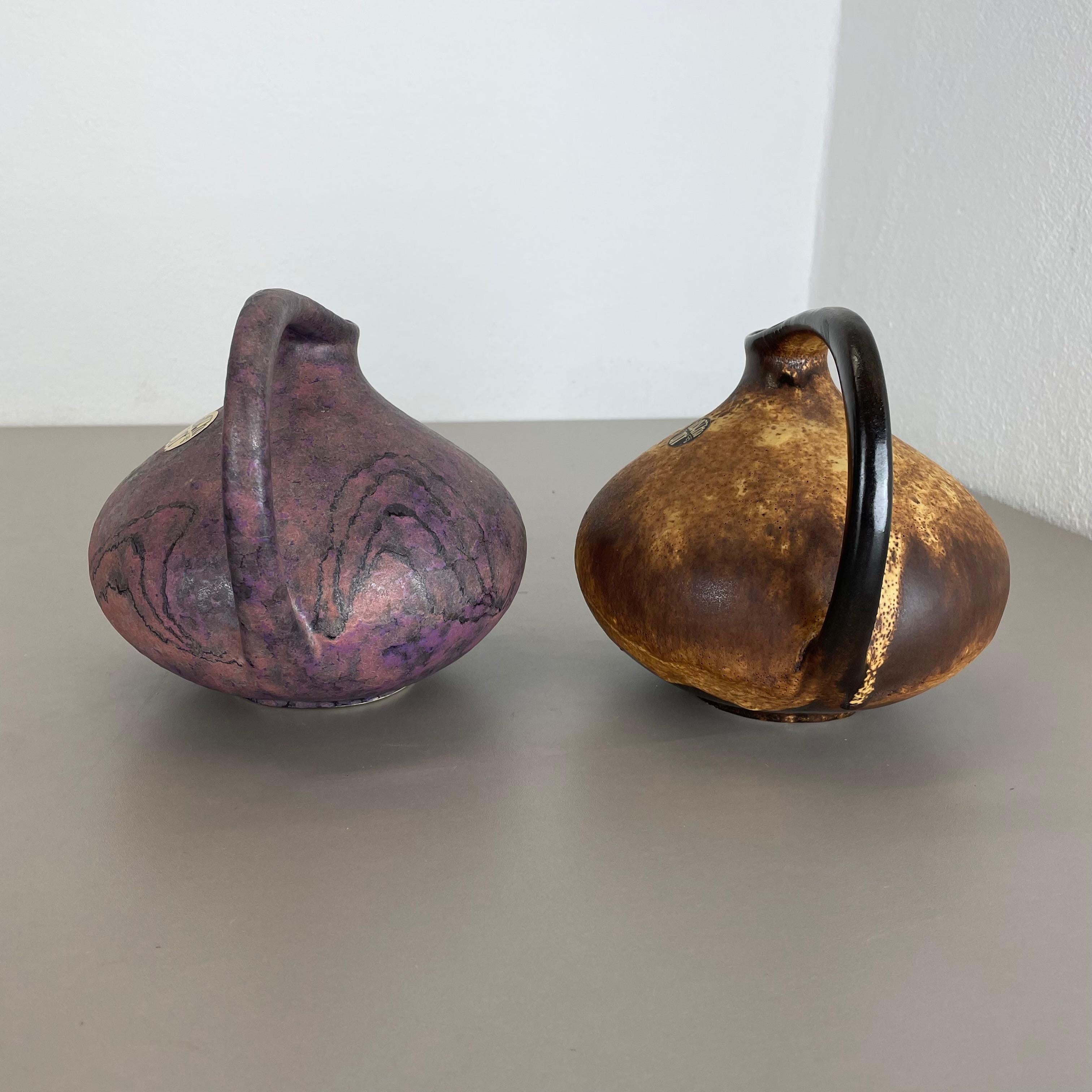 Ensemble de 2 vases en poterie 