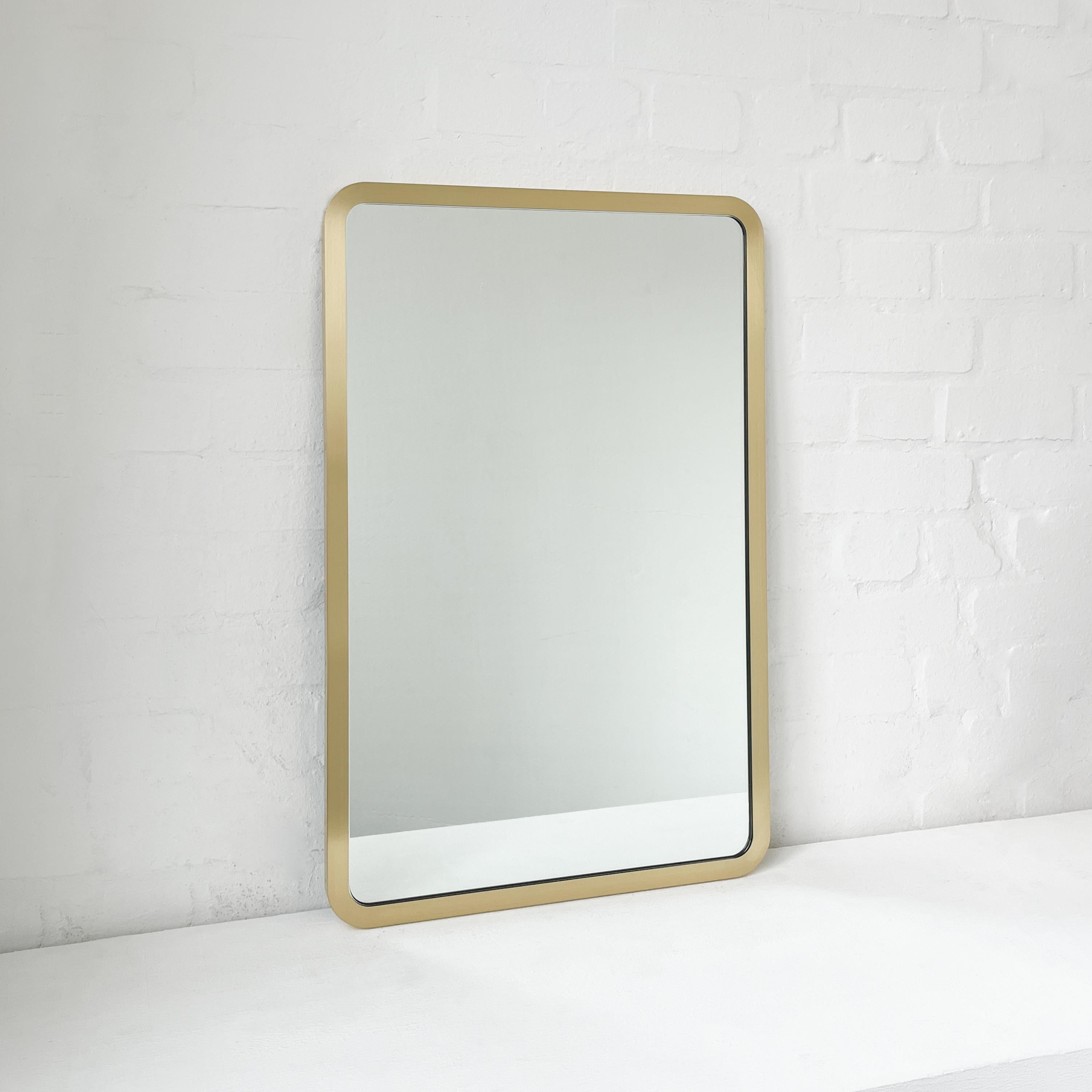 Set of 2 Quadris Rectangular Mirrors with Handcrafted Brushed Brass Frame, Large For Sale 8