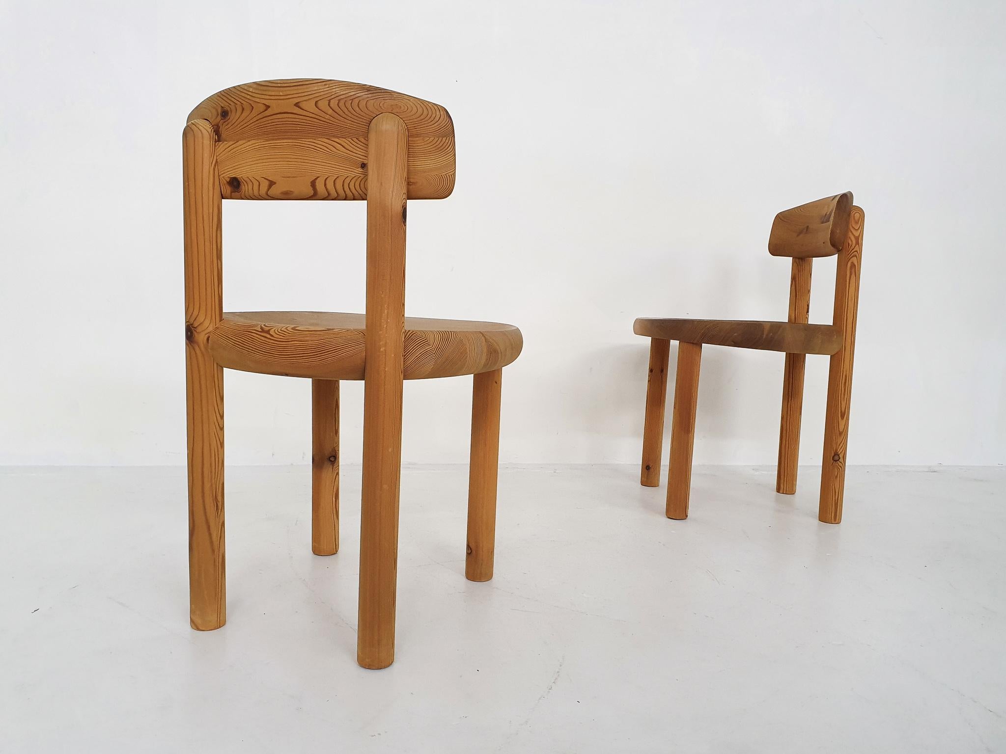 Solid pinewood dining chairs with tiltable back. In good condition.