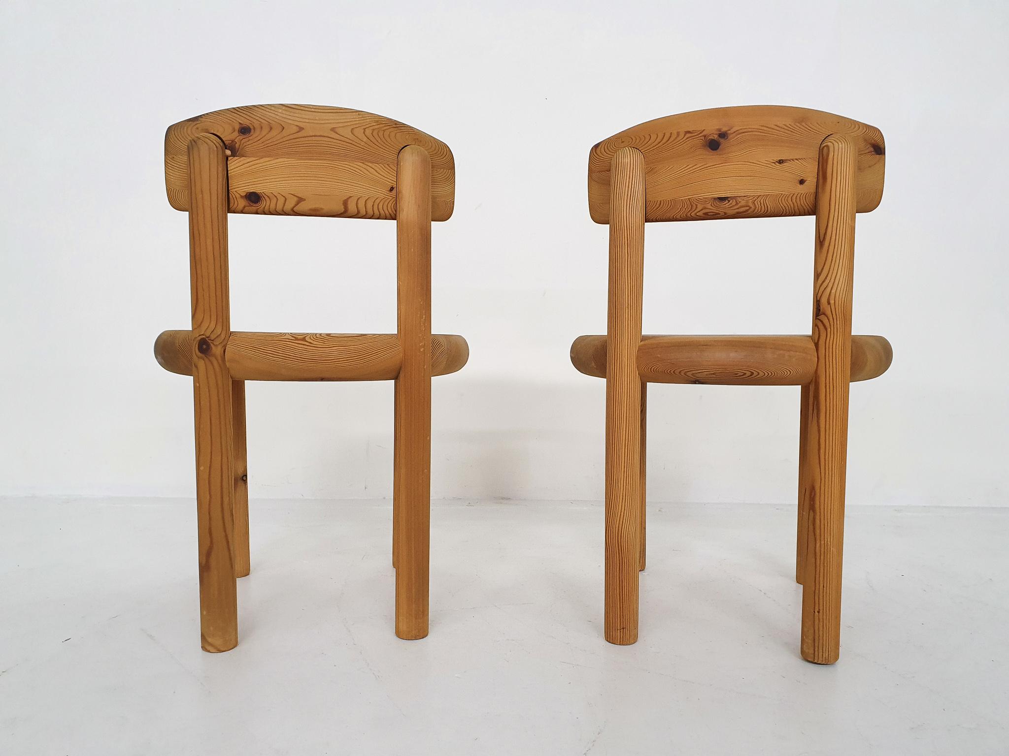 Danish Set of 2 Rainer Daumiller for Hirtshals Savvaerk Pinewood Dining Chairs, Denmark