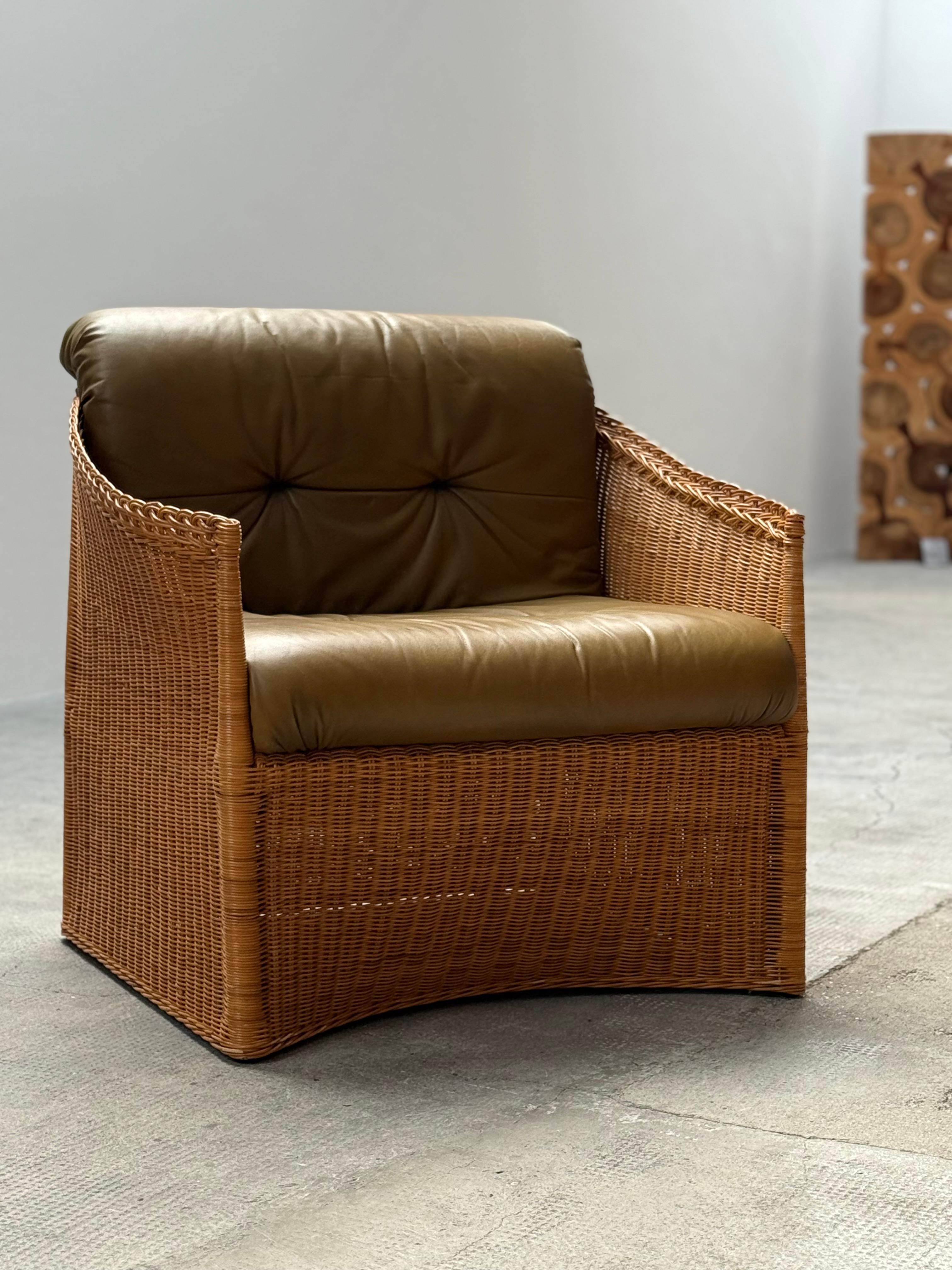 SET VON 2 RATTAN-SESSELN MIT GRÜNEN LEINDERN, FRANKREICH 1960er Jahre im Angebot 5