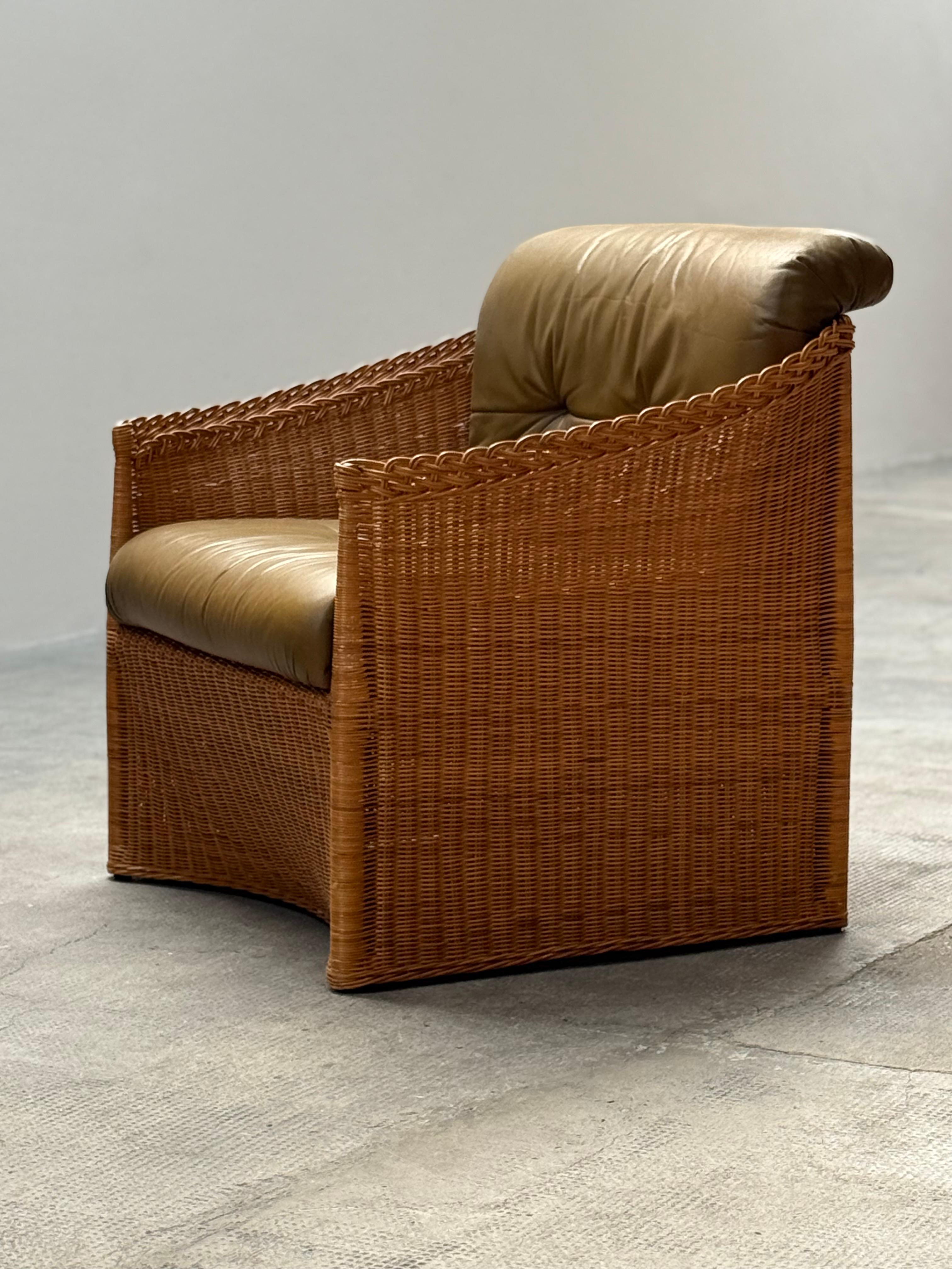 SET VON 2 RATTAN-SESSELN MIT GRÜNEN LEINDERN, FRANKREICH 1960er Jahre im Angebot 1