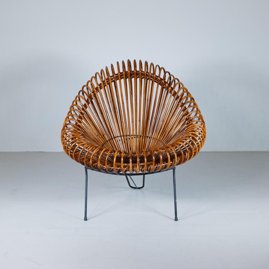 Set di 2 poltrone in rattan di metà secolo di Janine Abraham, 1969 in vendita 4