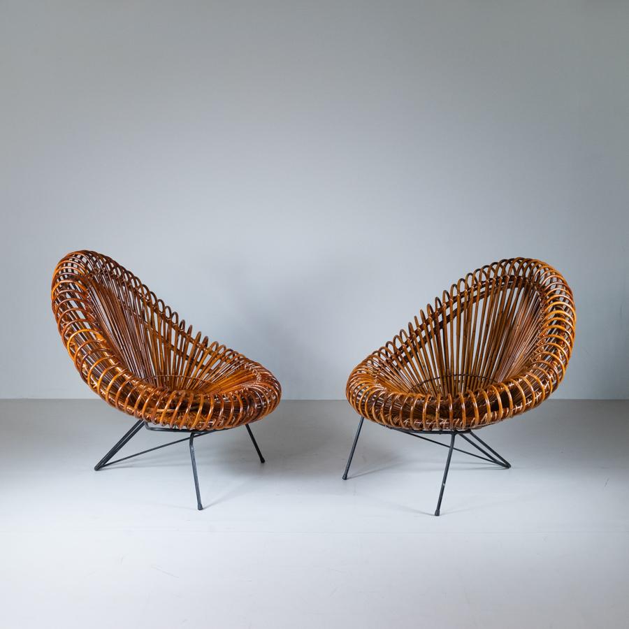 Francese Set di 2 poltrone in rattan di metà secolo di Janine Abraham, 1969 in vendita
