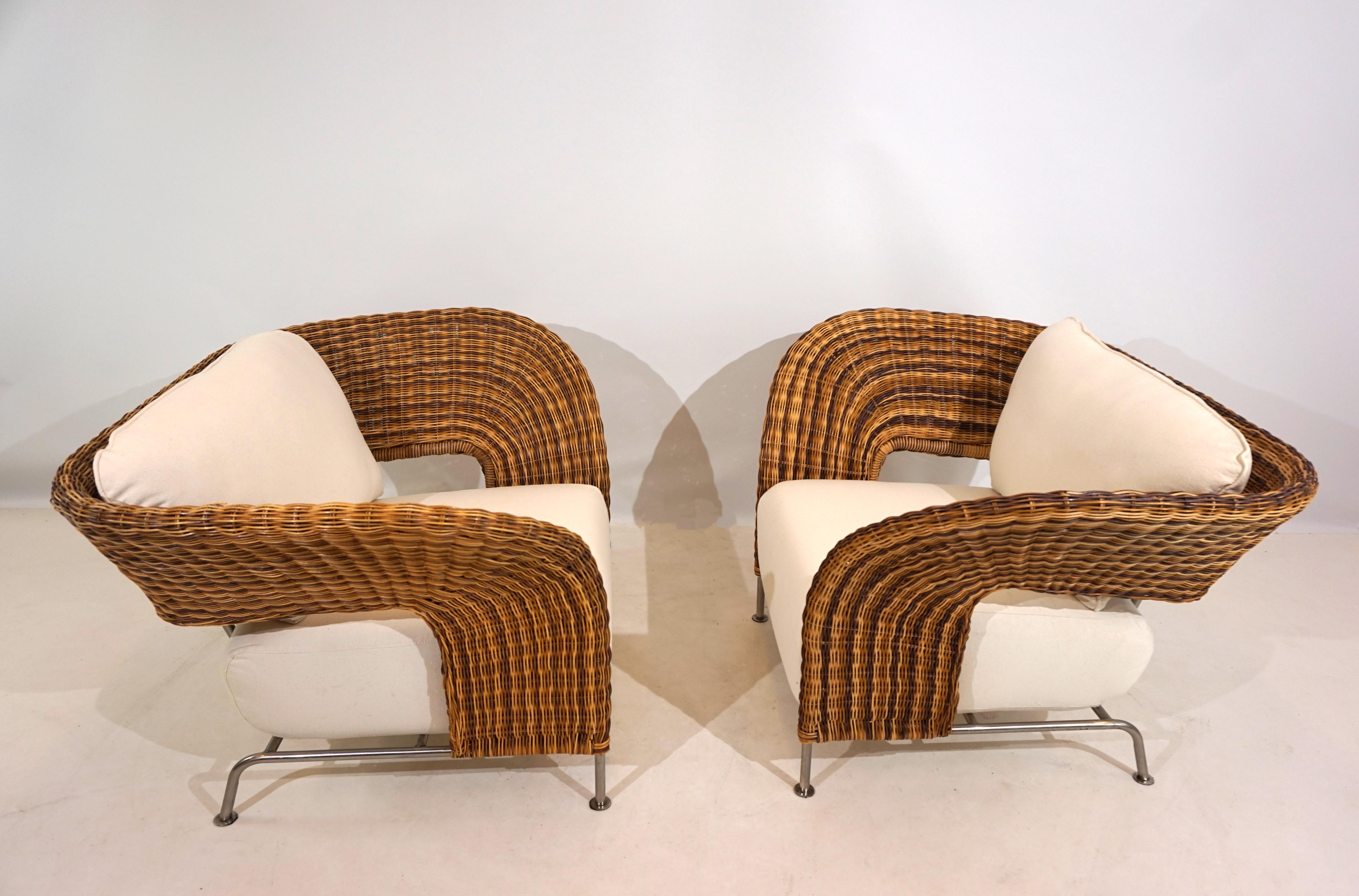 Set of 2 rattan wing chairs 4