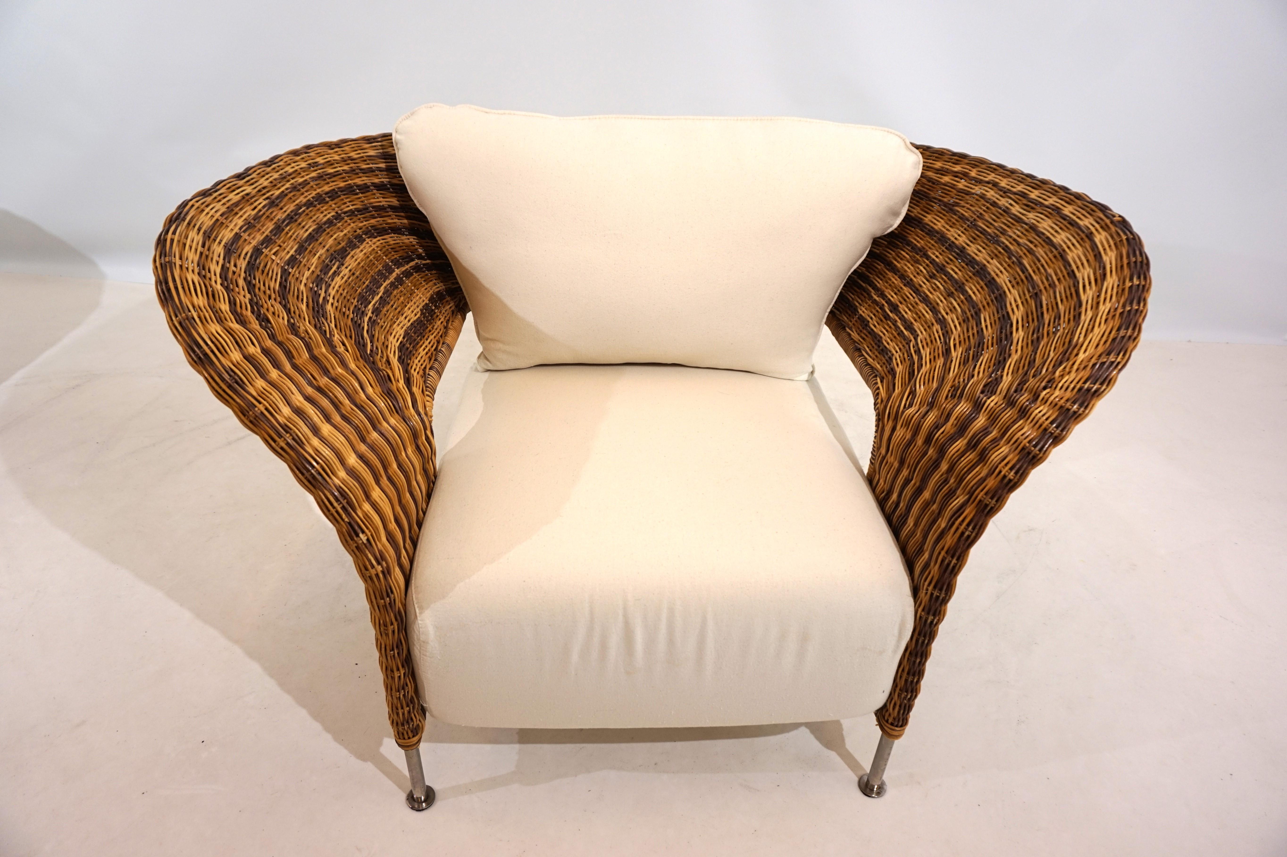 Set of 2 rattan wing chairs 5