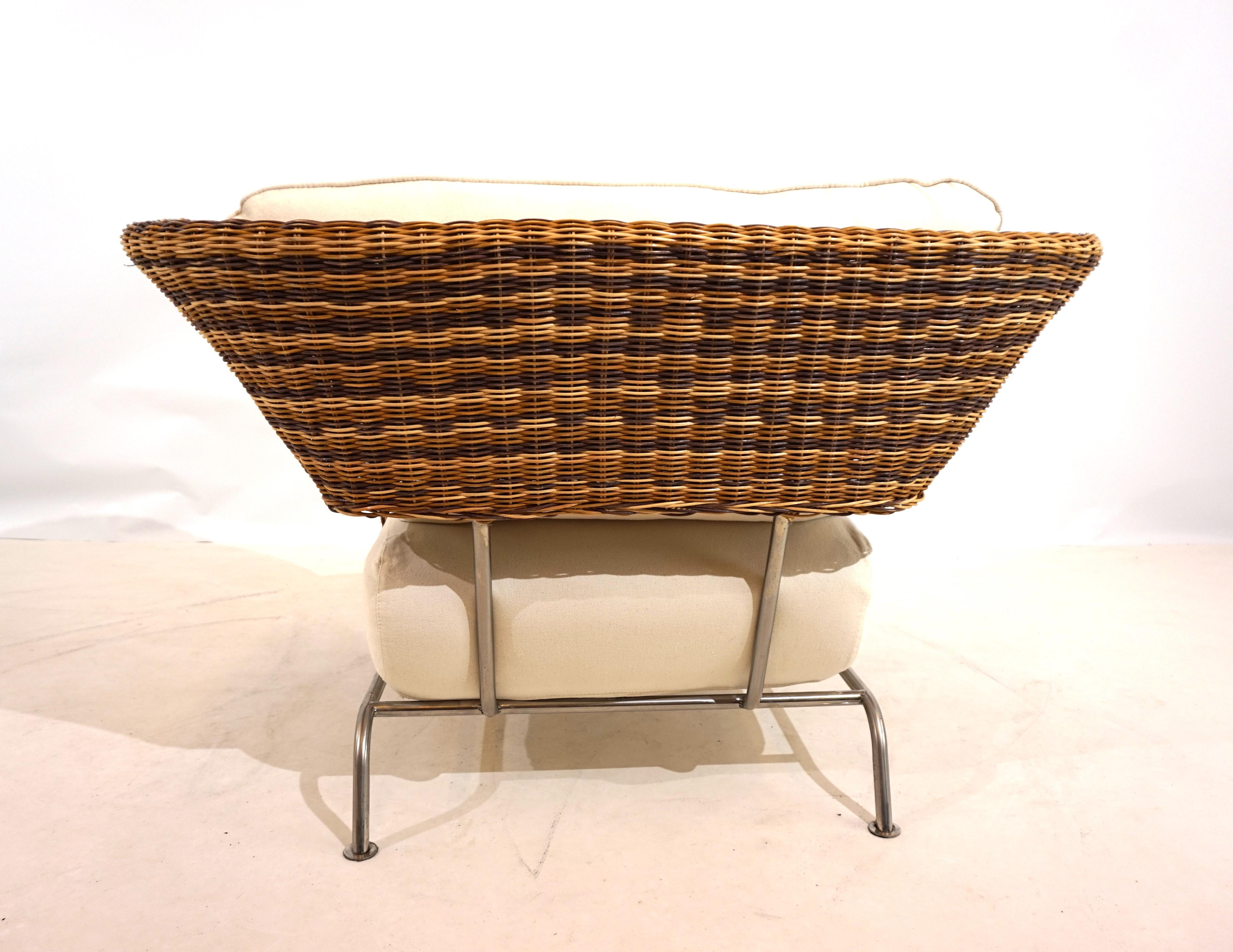 Set of 2 rattan wing chairs 8