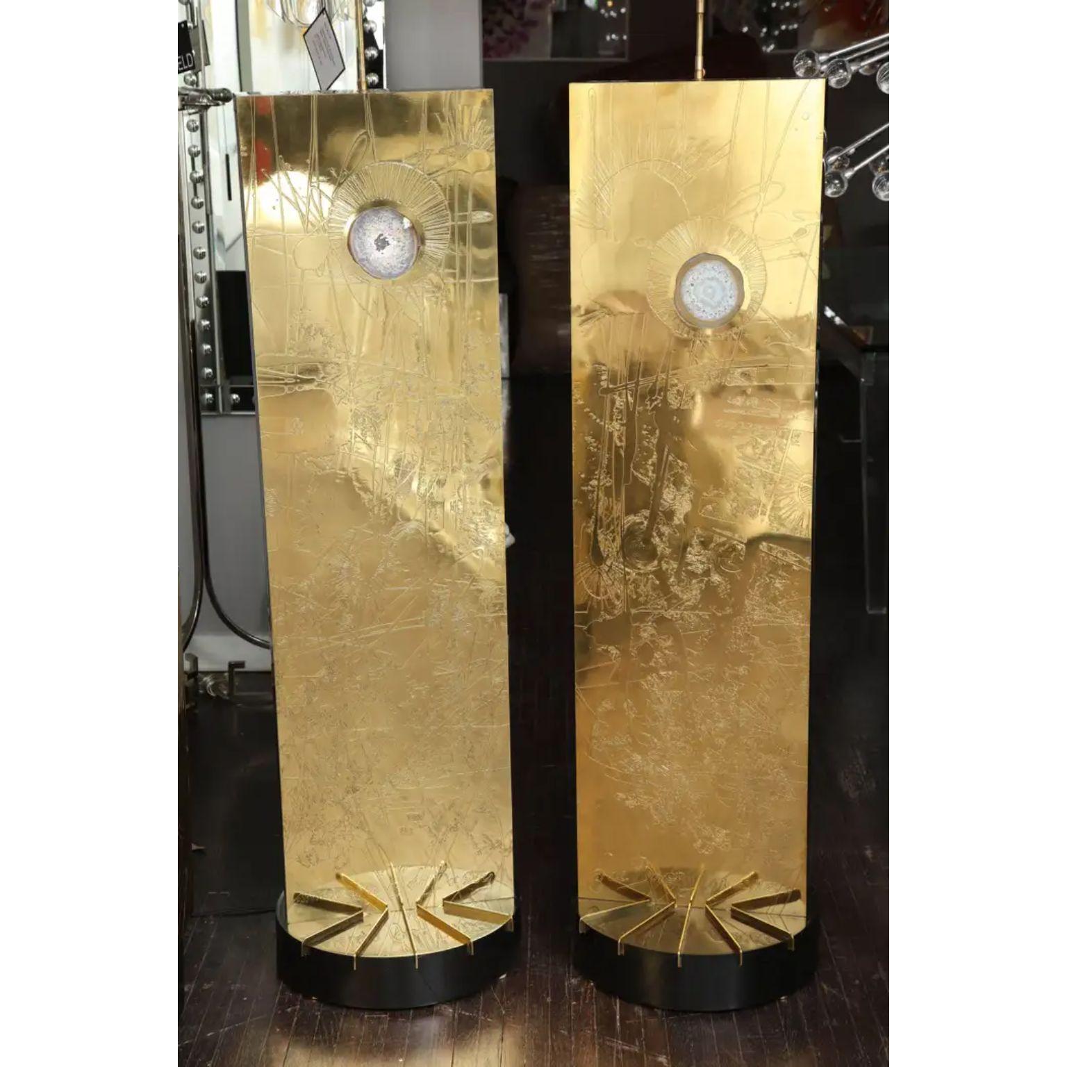Set Of 2 Rectangle Base Brass Floor Lamps by Brutalist Be For Sale 2