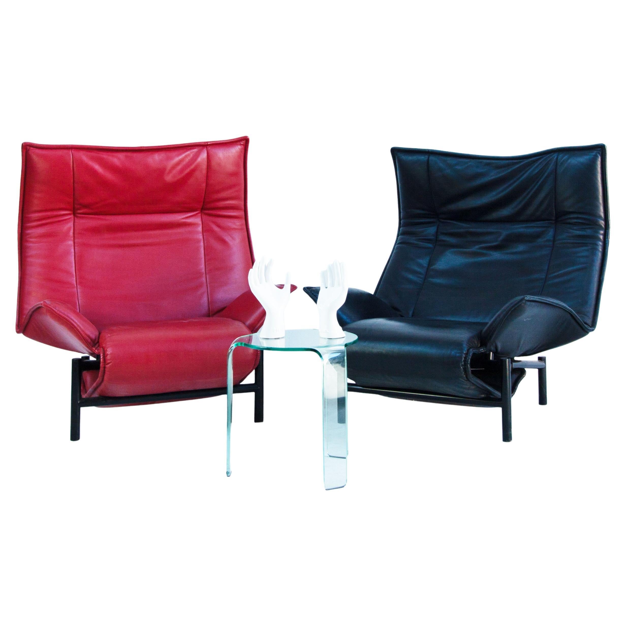 Set of 2 Red & Black Veranda Lounge Chairs by Vico Magistretti Per Cassina For Sale