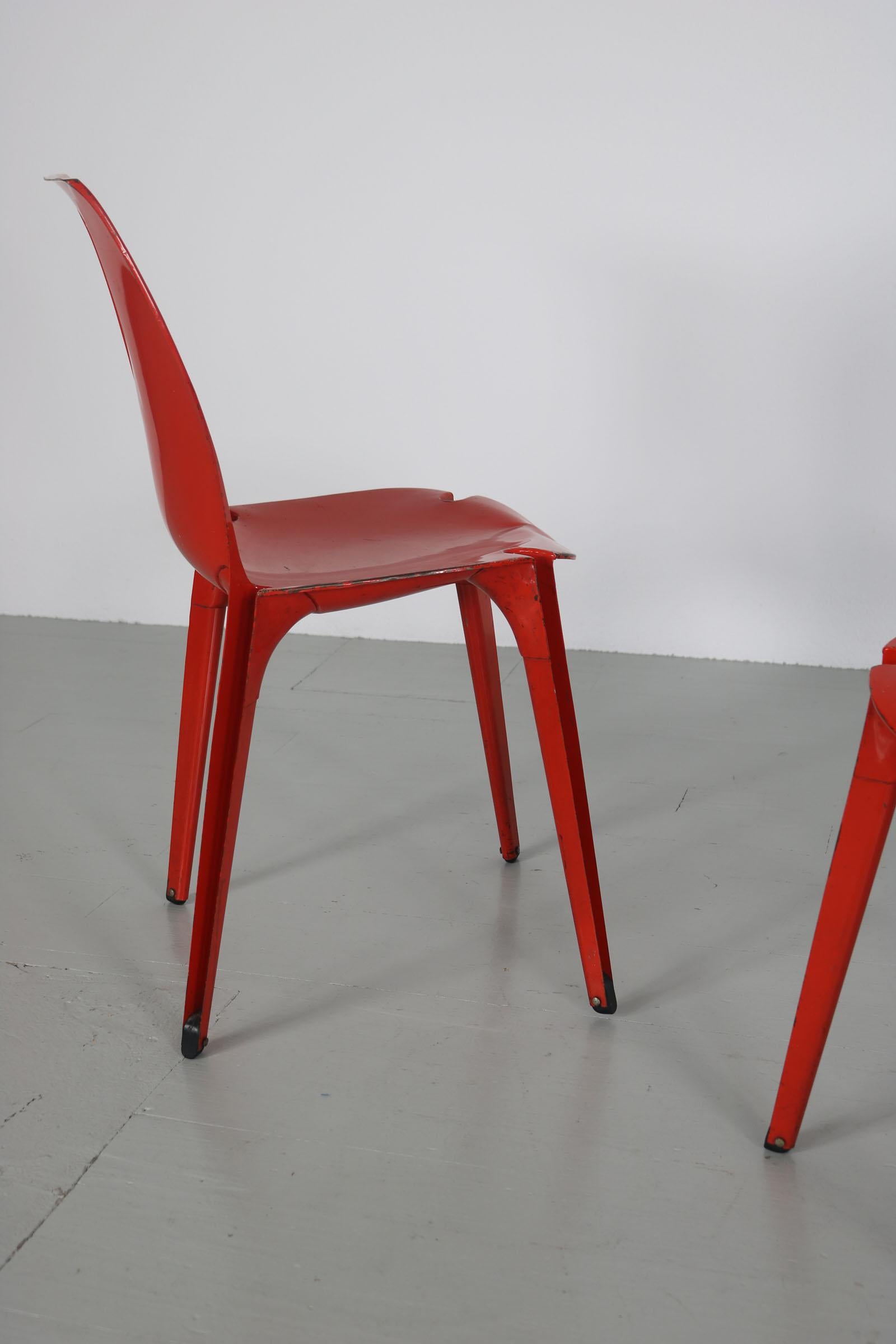 Set of 2 red 
